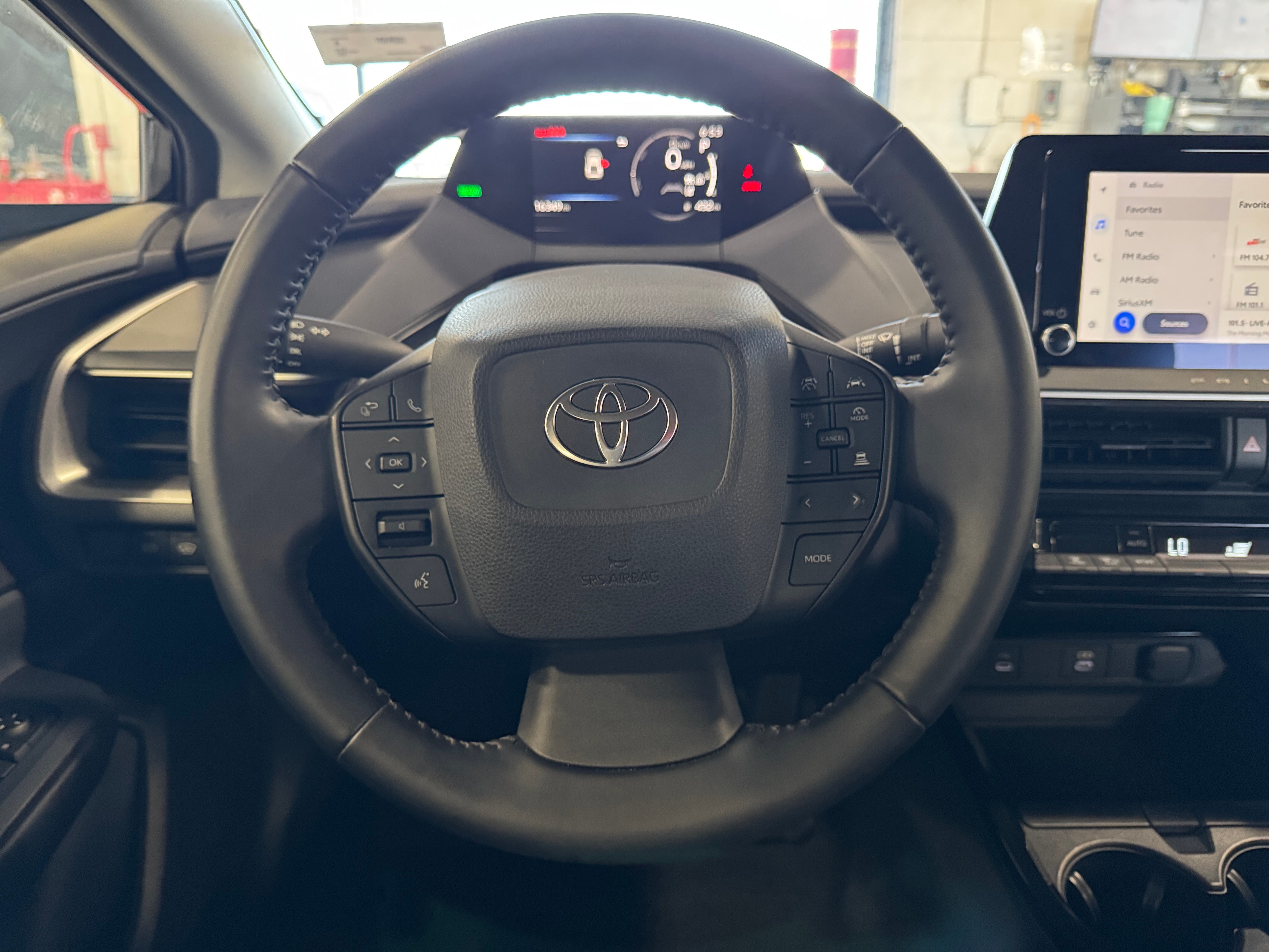 2024 Toyota Prius LE 5