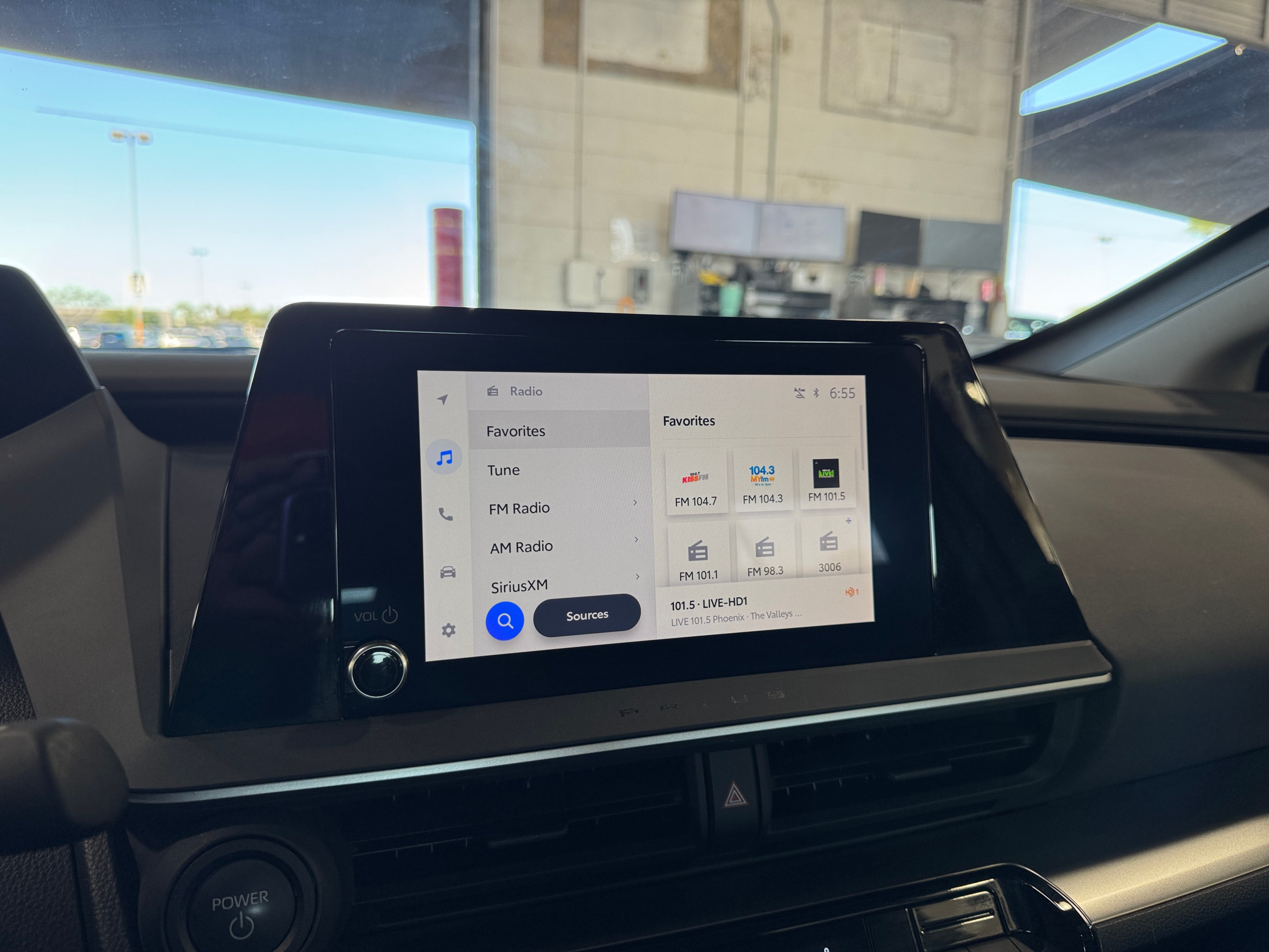 2024 Toyota Prius LE 4
