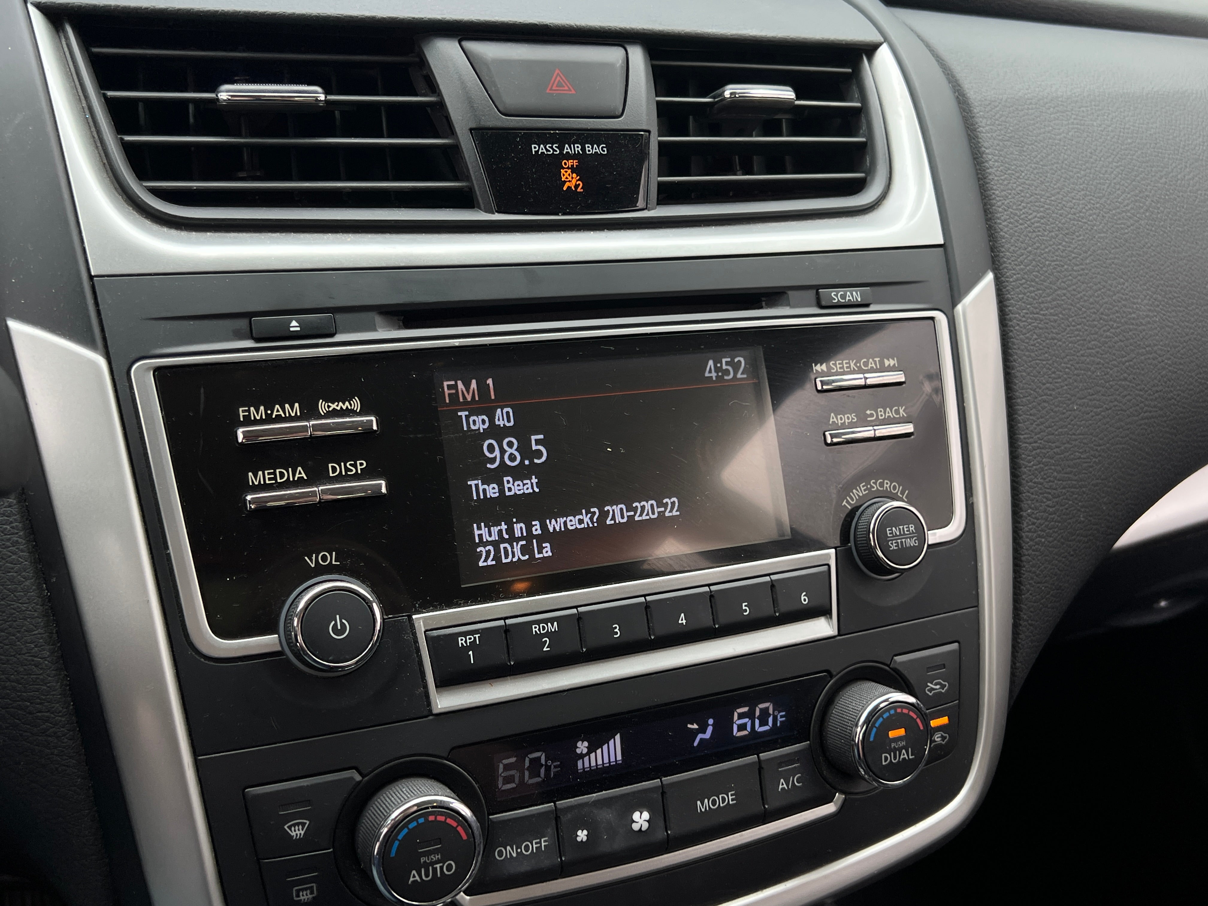 2016 Nissan Altima SV 4