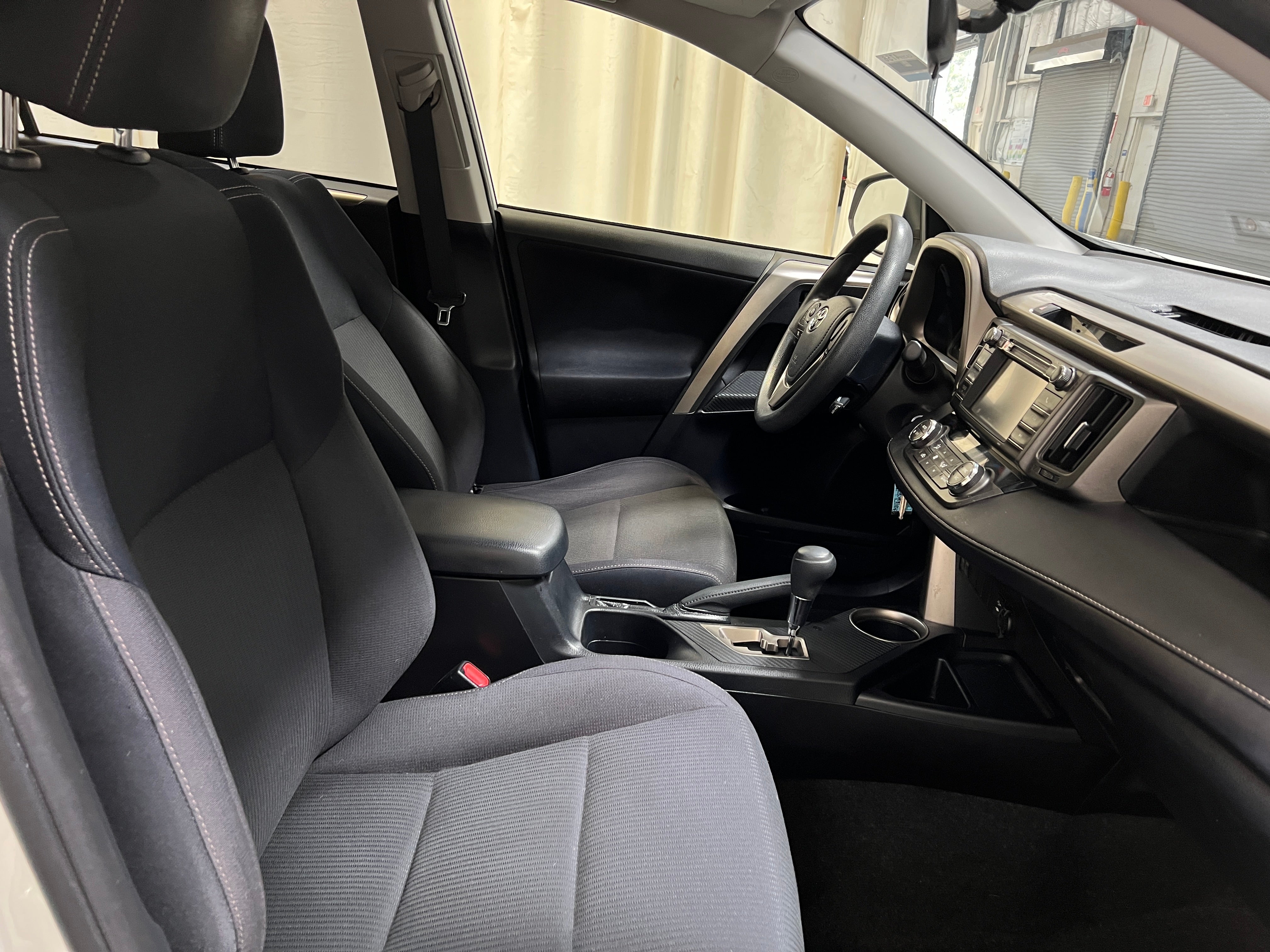 2013 Toyota RAV4 XLE 2