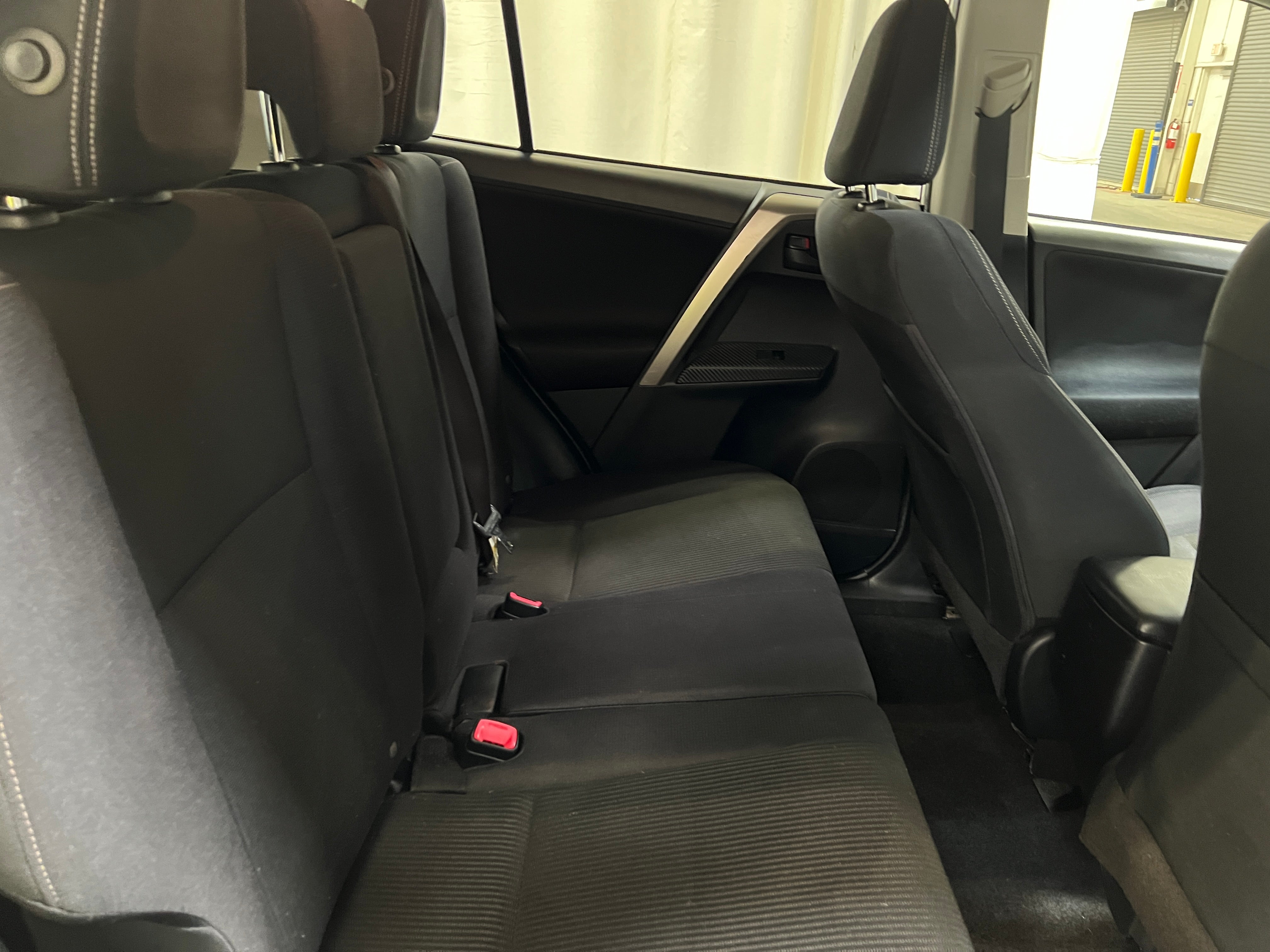 2013 Toyota RAV4 XLE 6