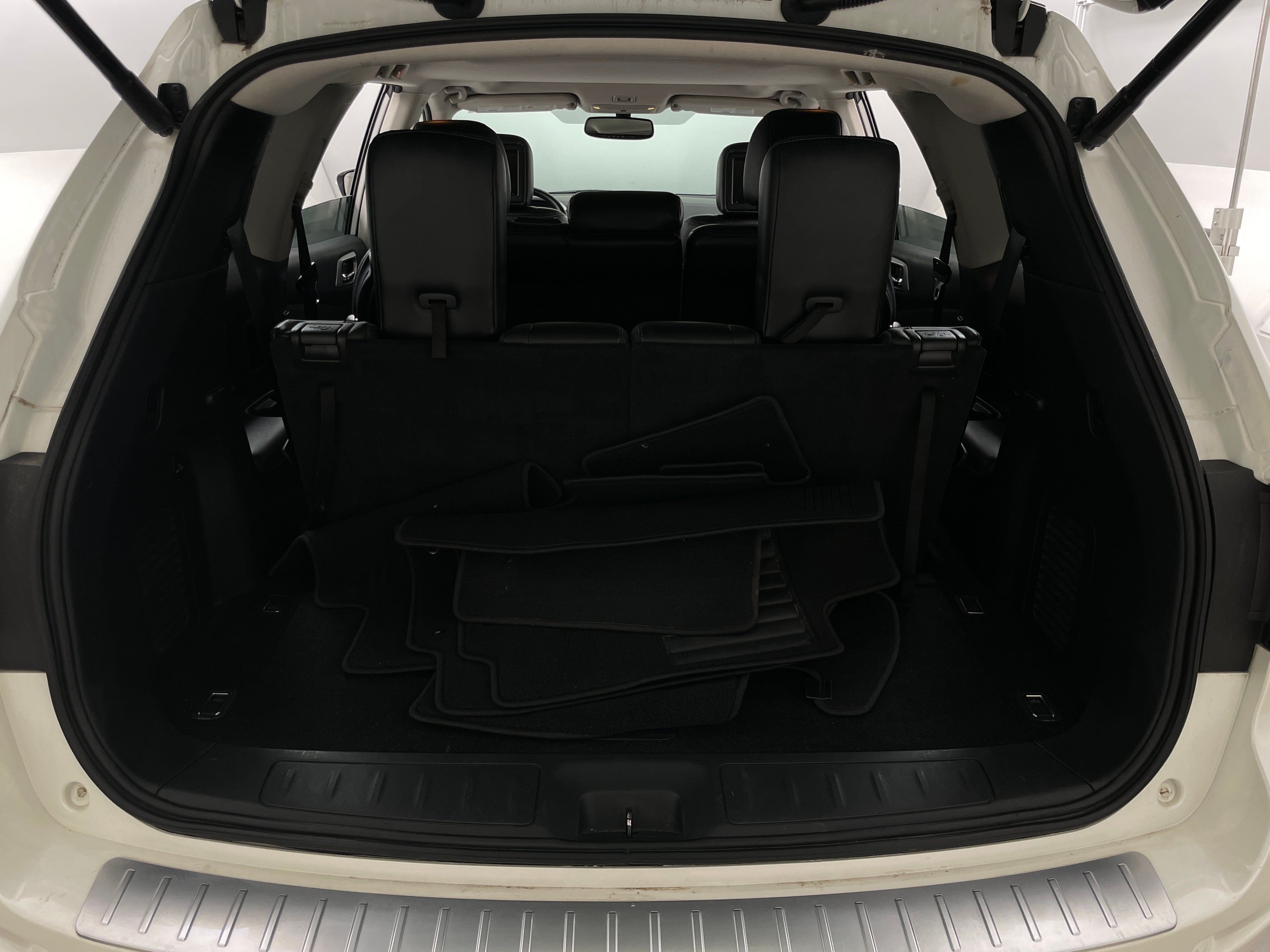 2018 Nissan Pathfinder Platinum 6