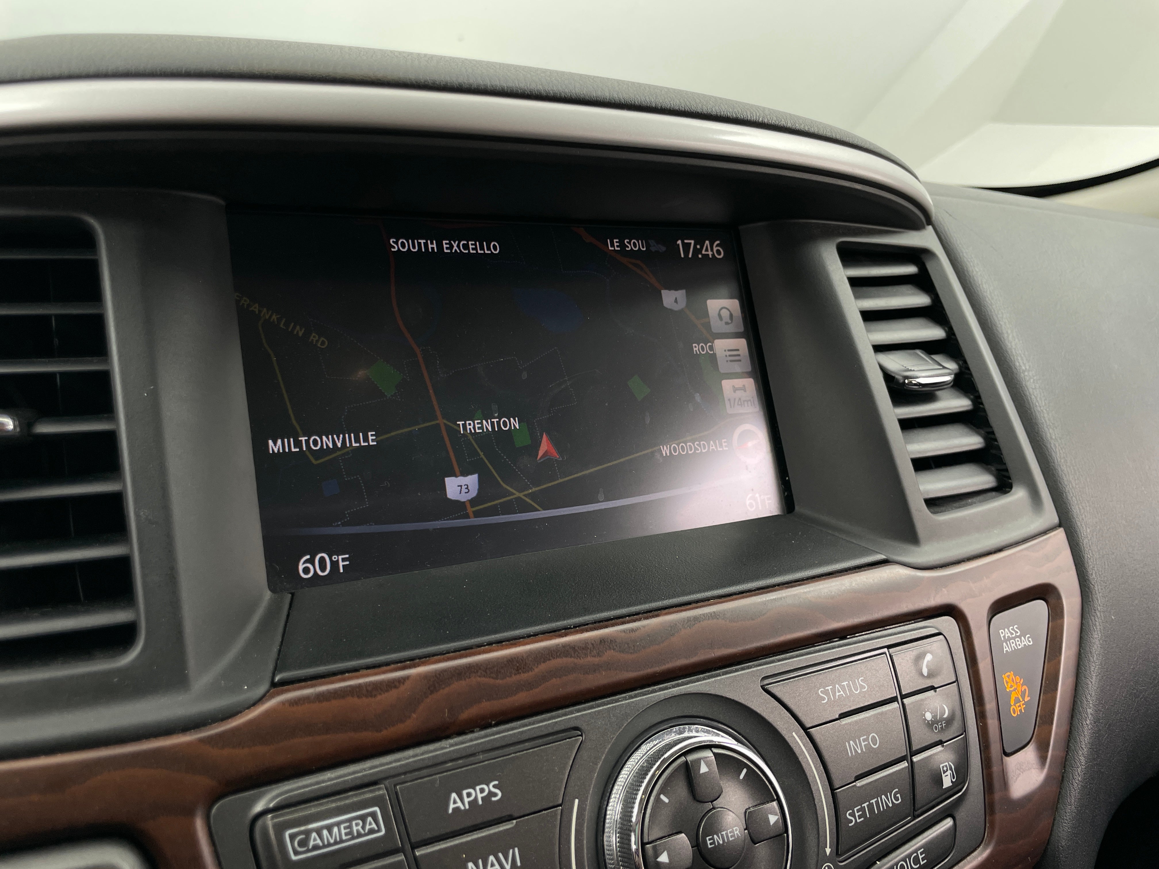 2018 Nissan Pathfinder Platinum 3