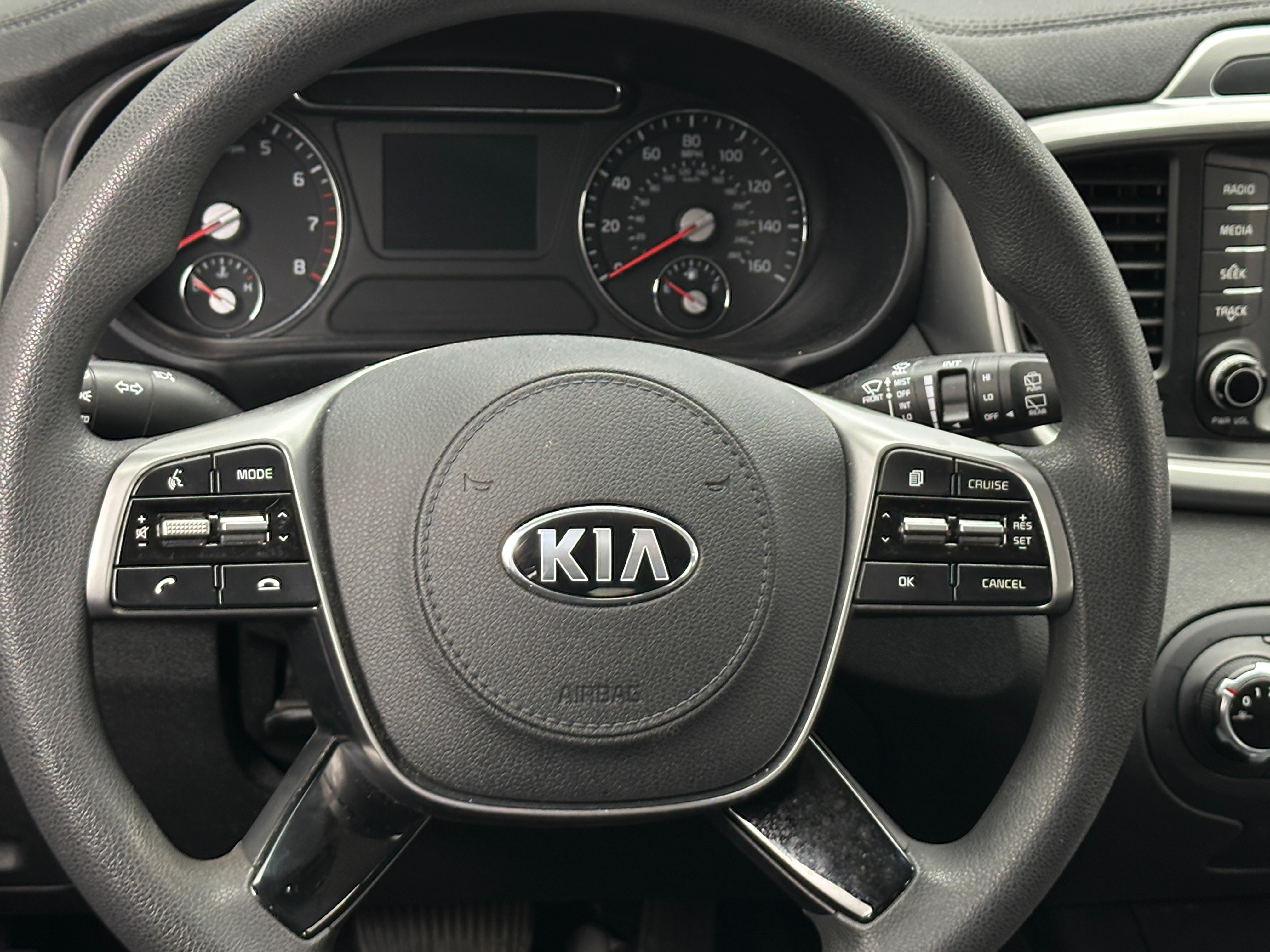 2019 Kia Sorento LX 5