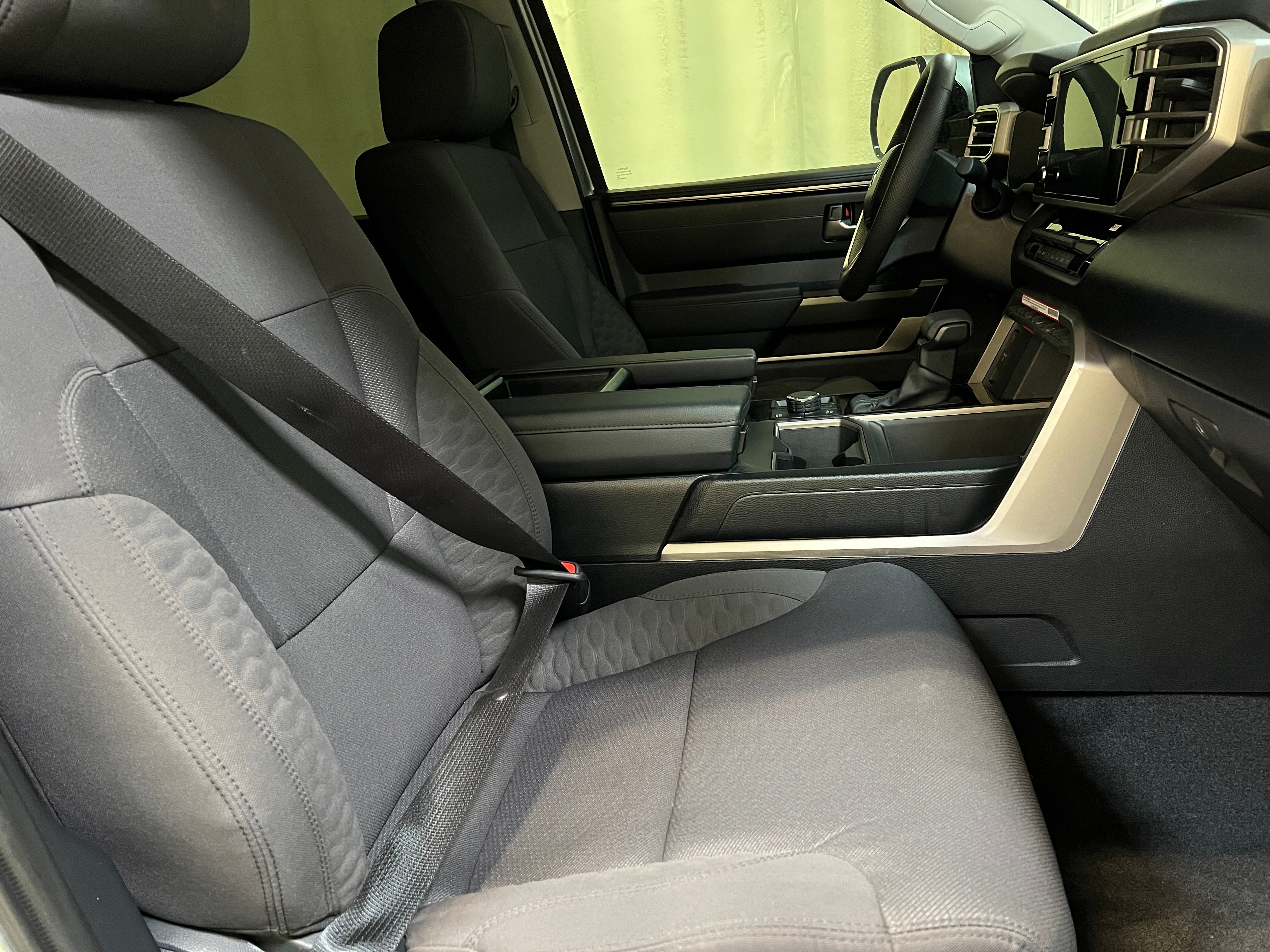 2024 Toyota Tundra SR5 2