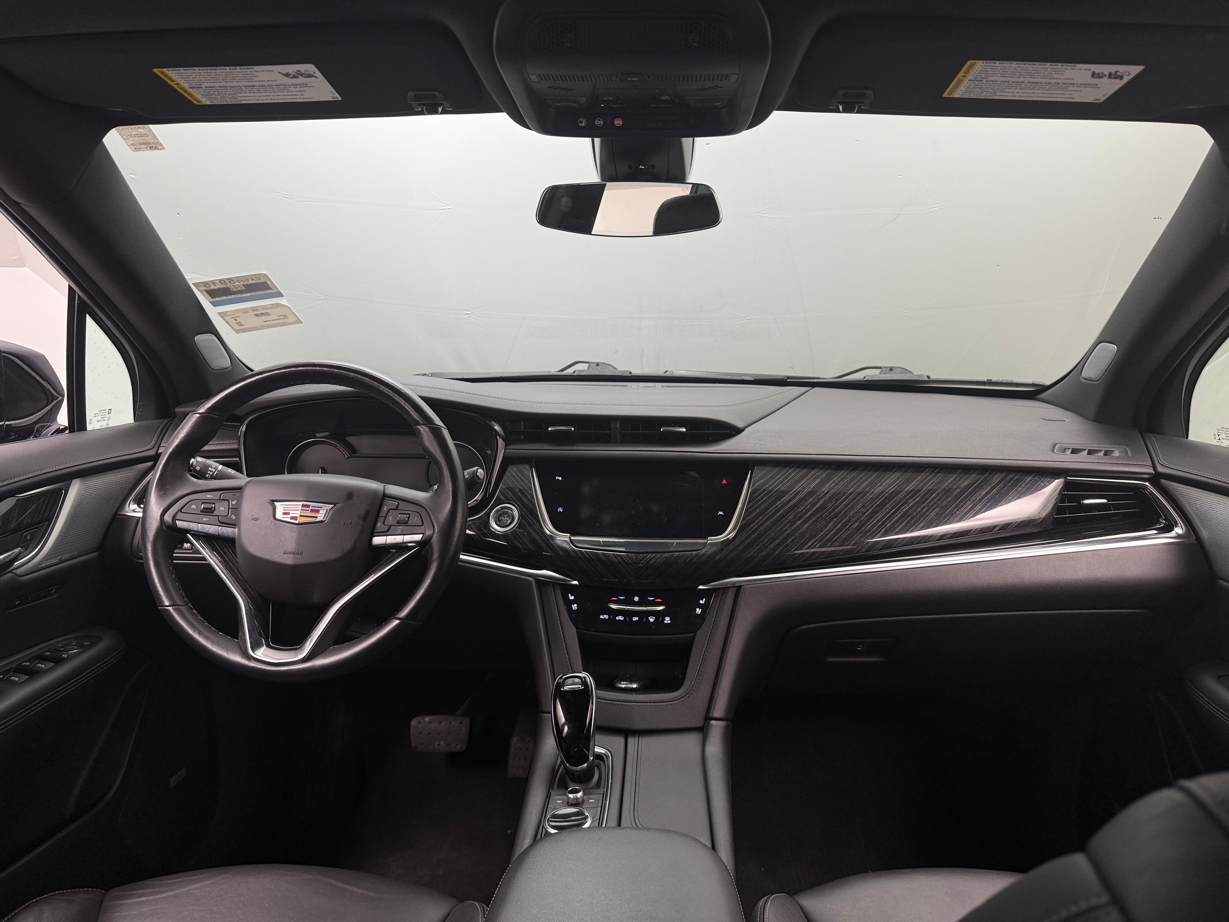 Thumbnail: 2022 Cadillac XT6 - 2