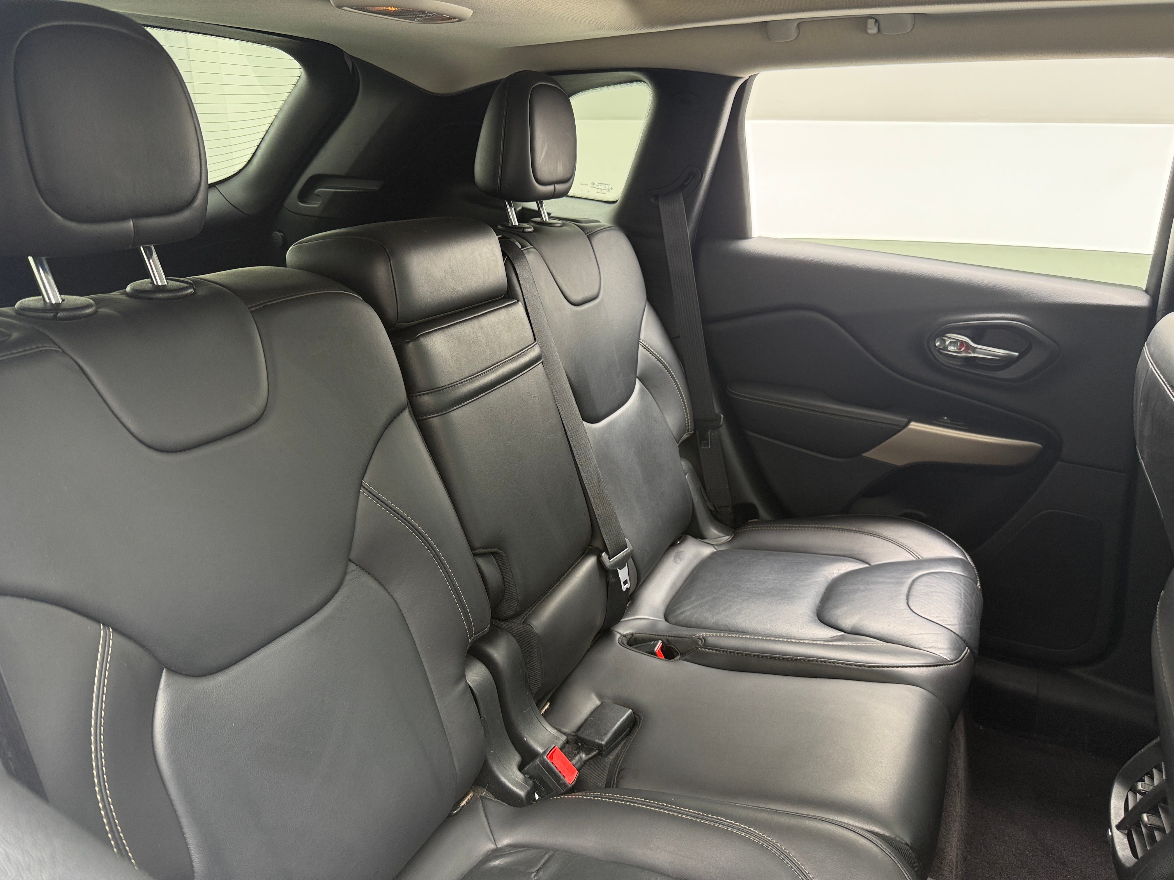 2017 Jeep Cherokee Limited Edition 6