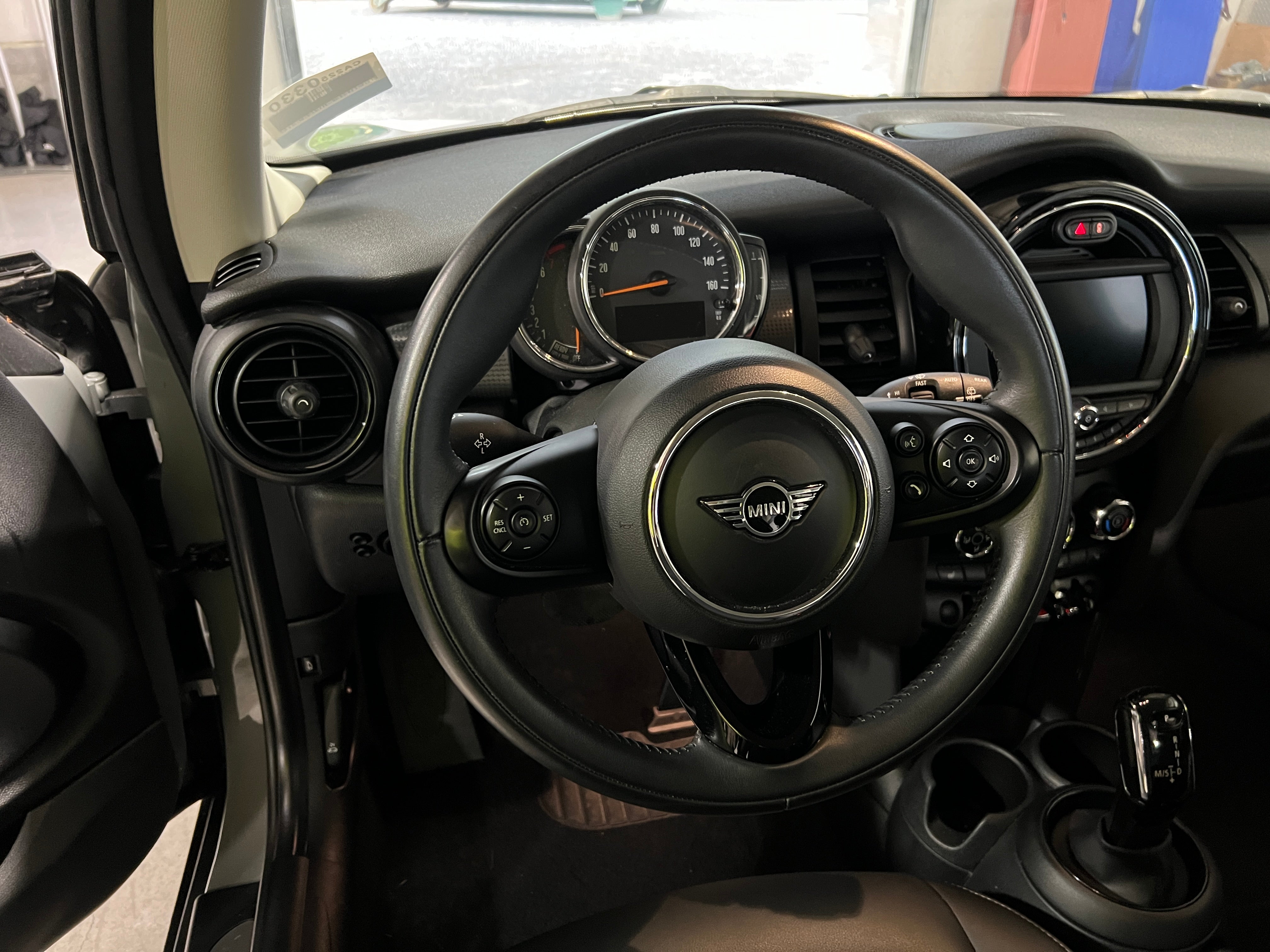 2020 MINI Cooper Hardtop 2 Door 4