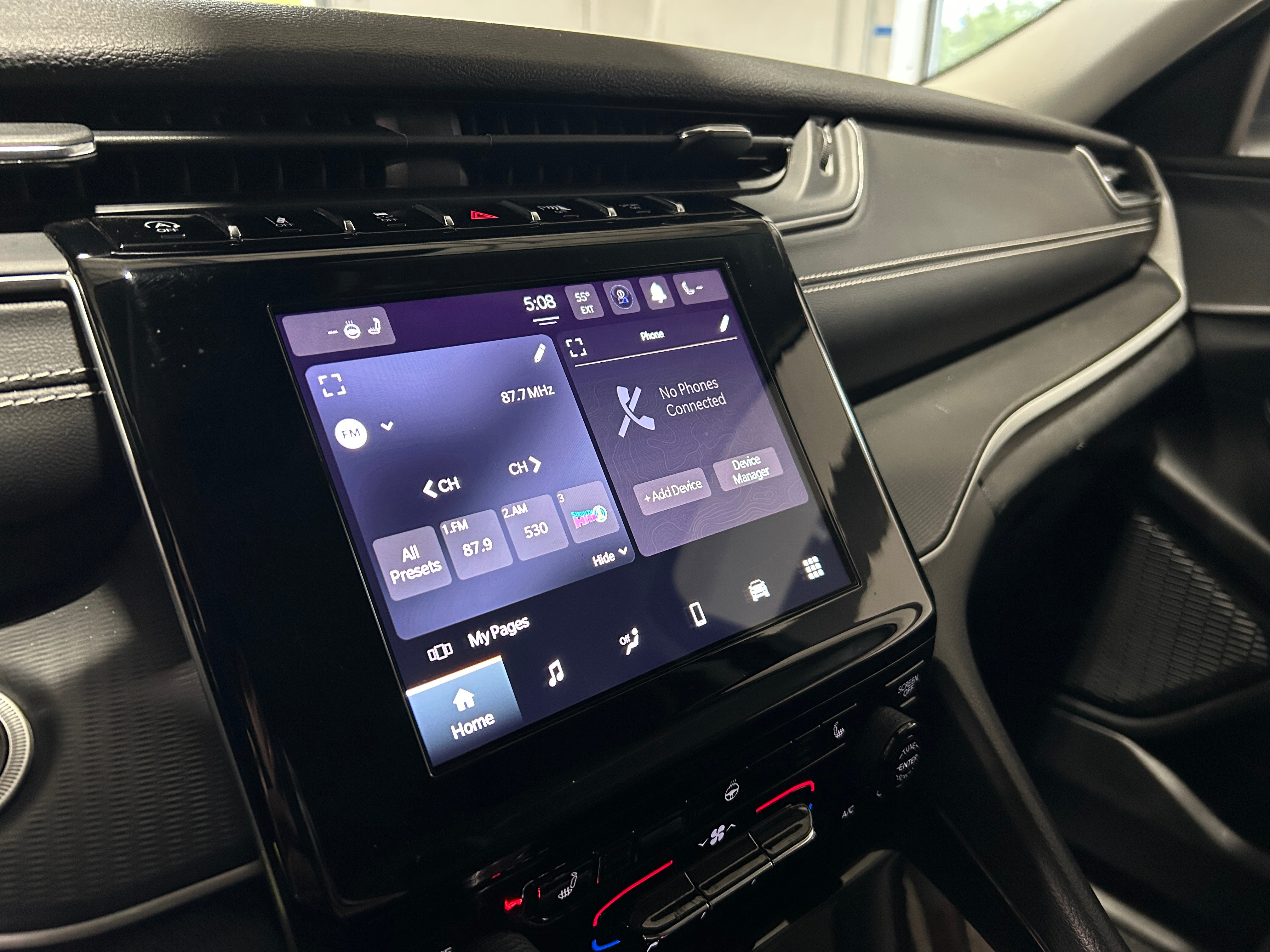 2023 Jeep Grand Cherokee L Laredo 4