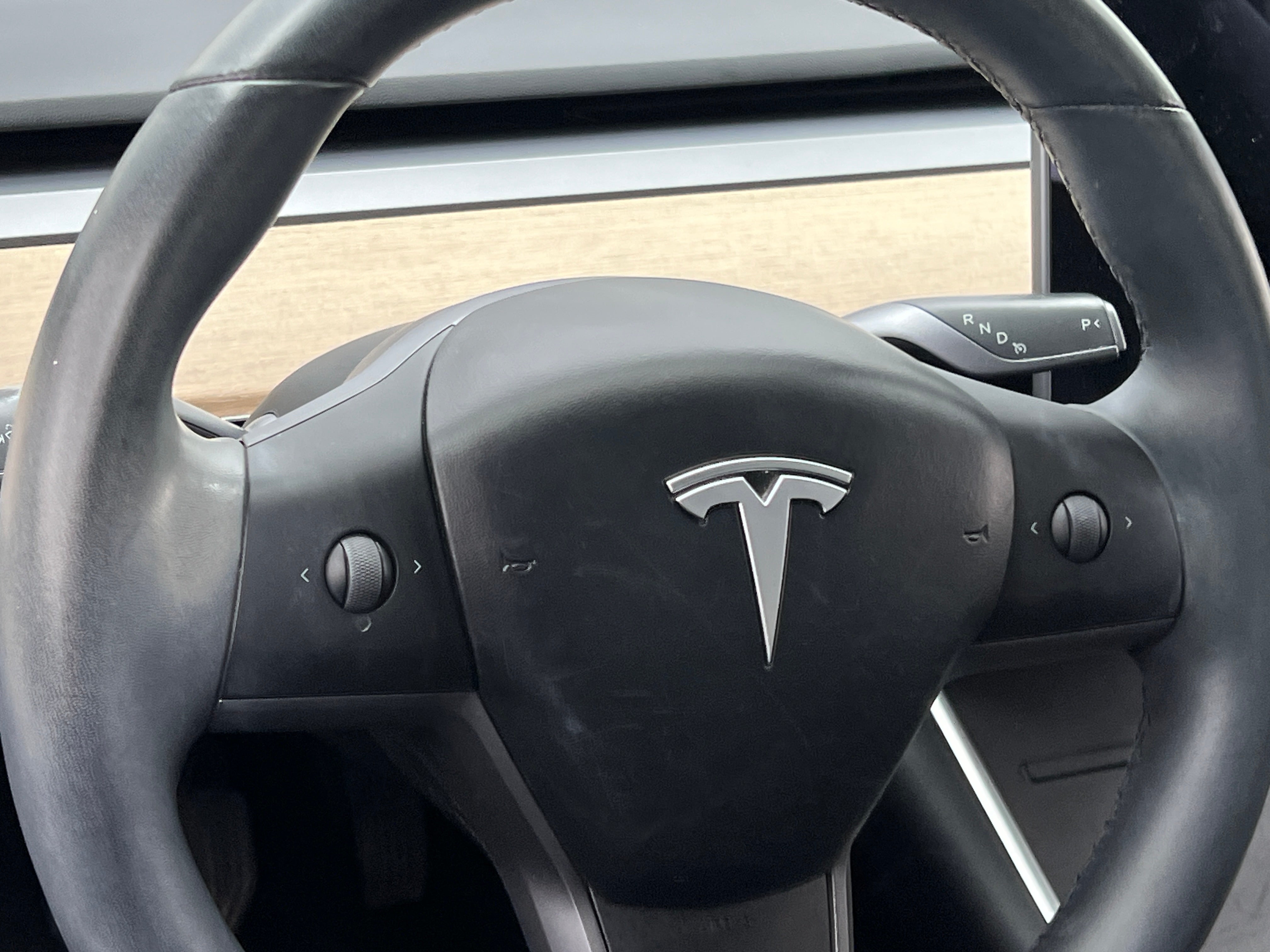 2018 Tesla Model 3 Mid Range 4