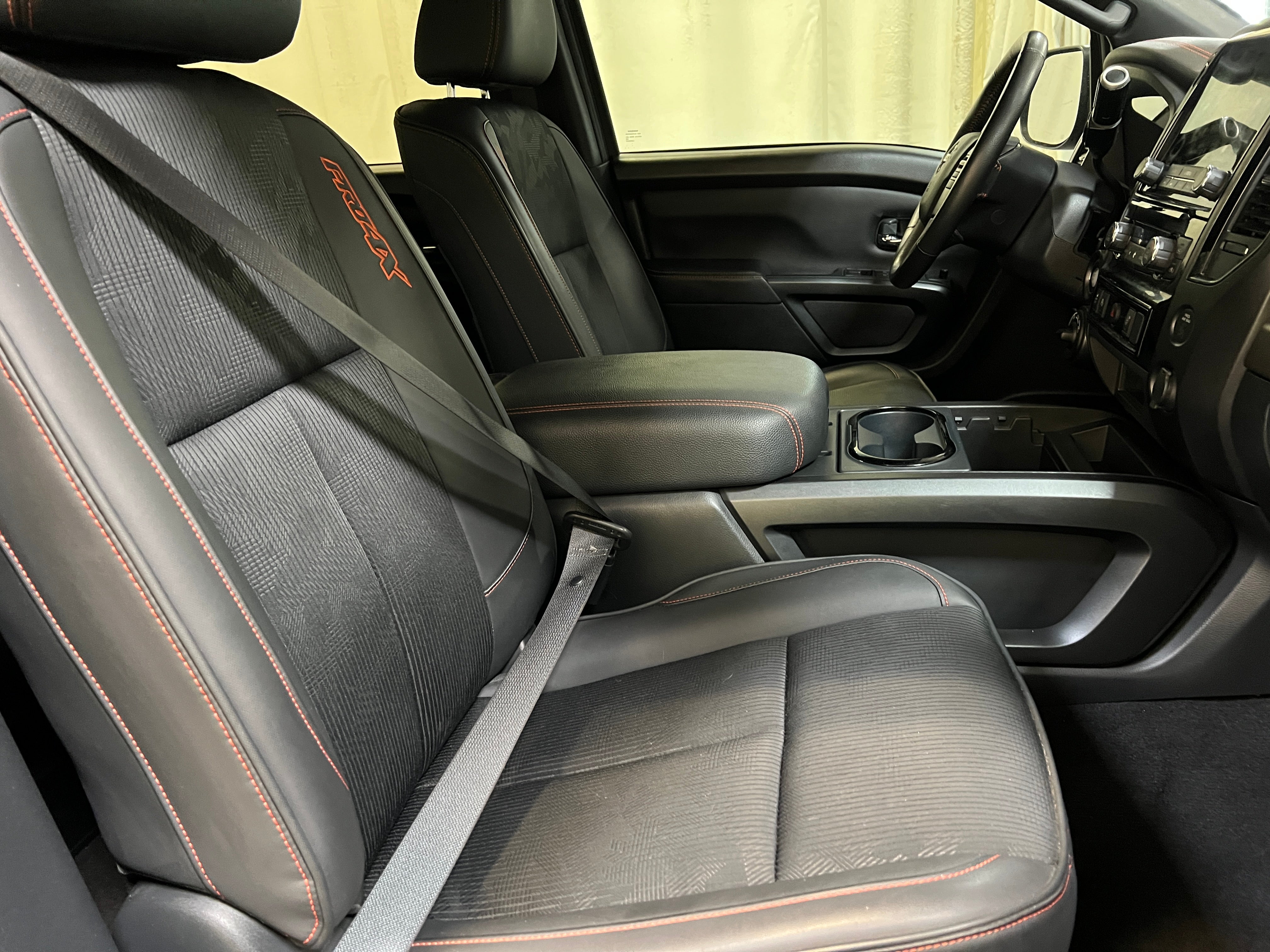 2023 Nissan Titan PRO-4X 2