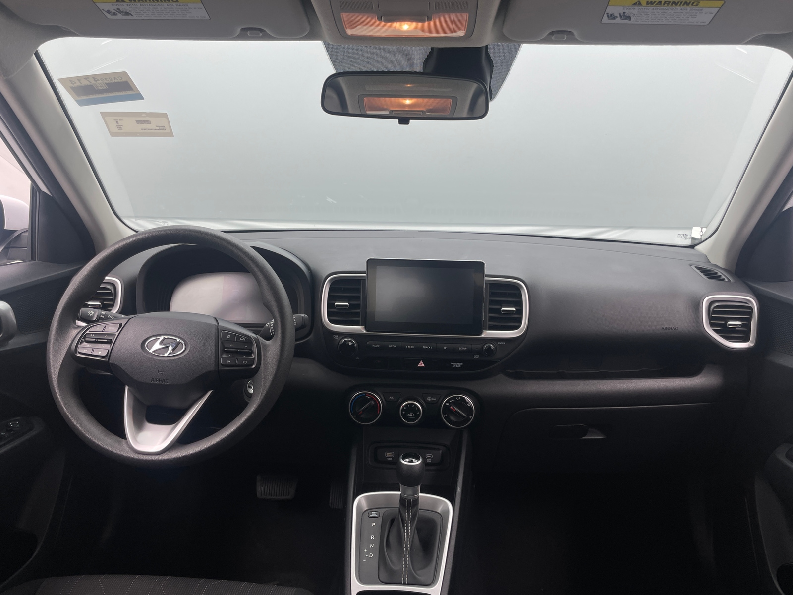 Thumbnail: 2024 Hyundai Venue - 3