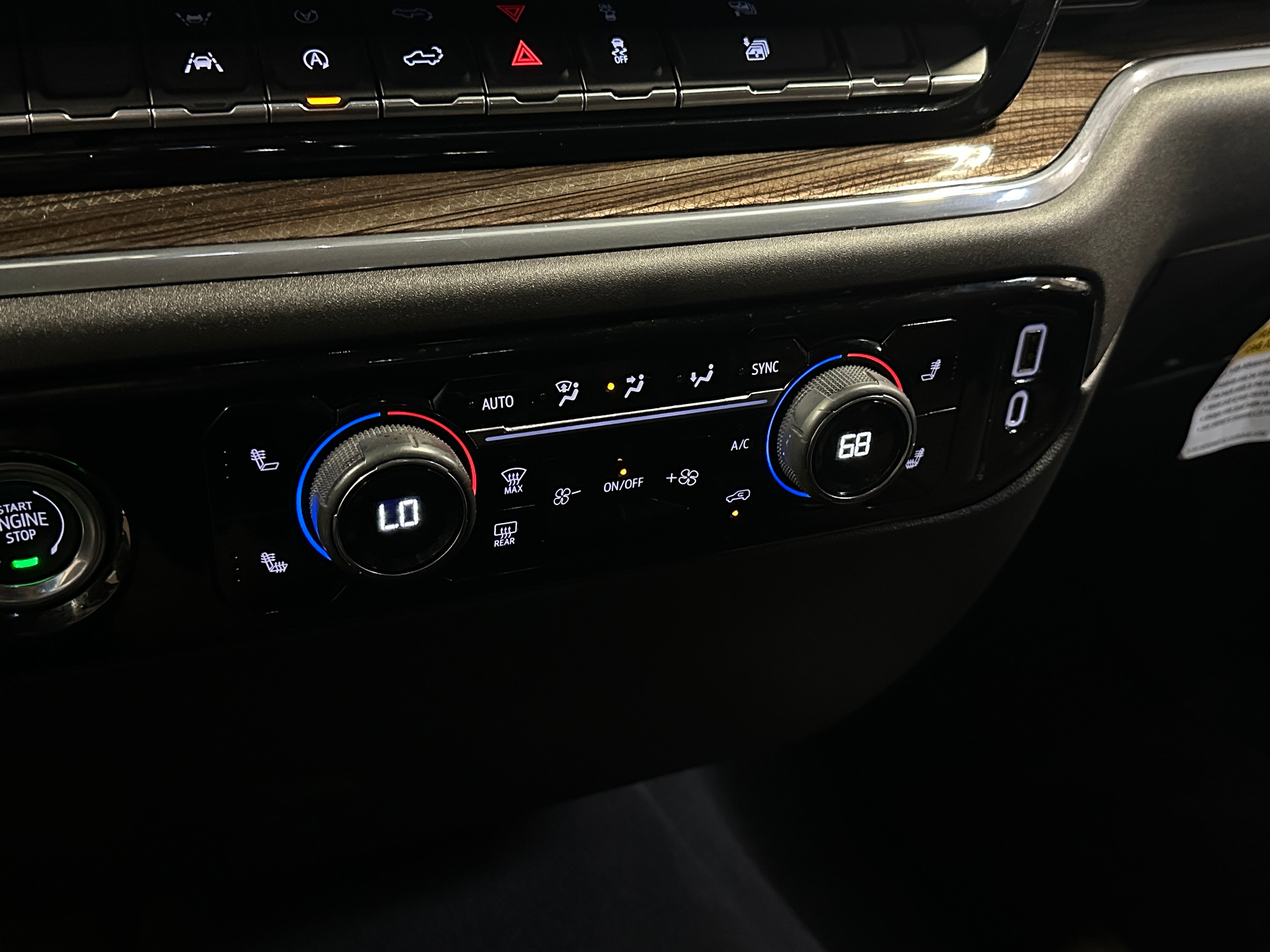 2023 Chevrolet Silverado 1500 LT 3