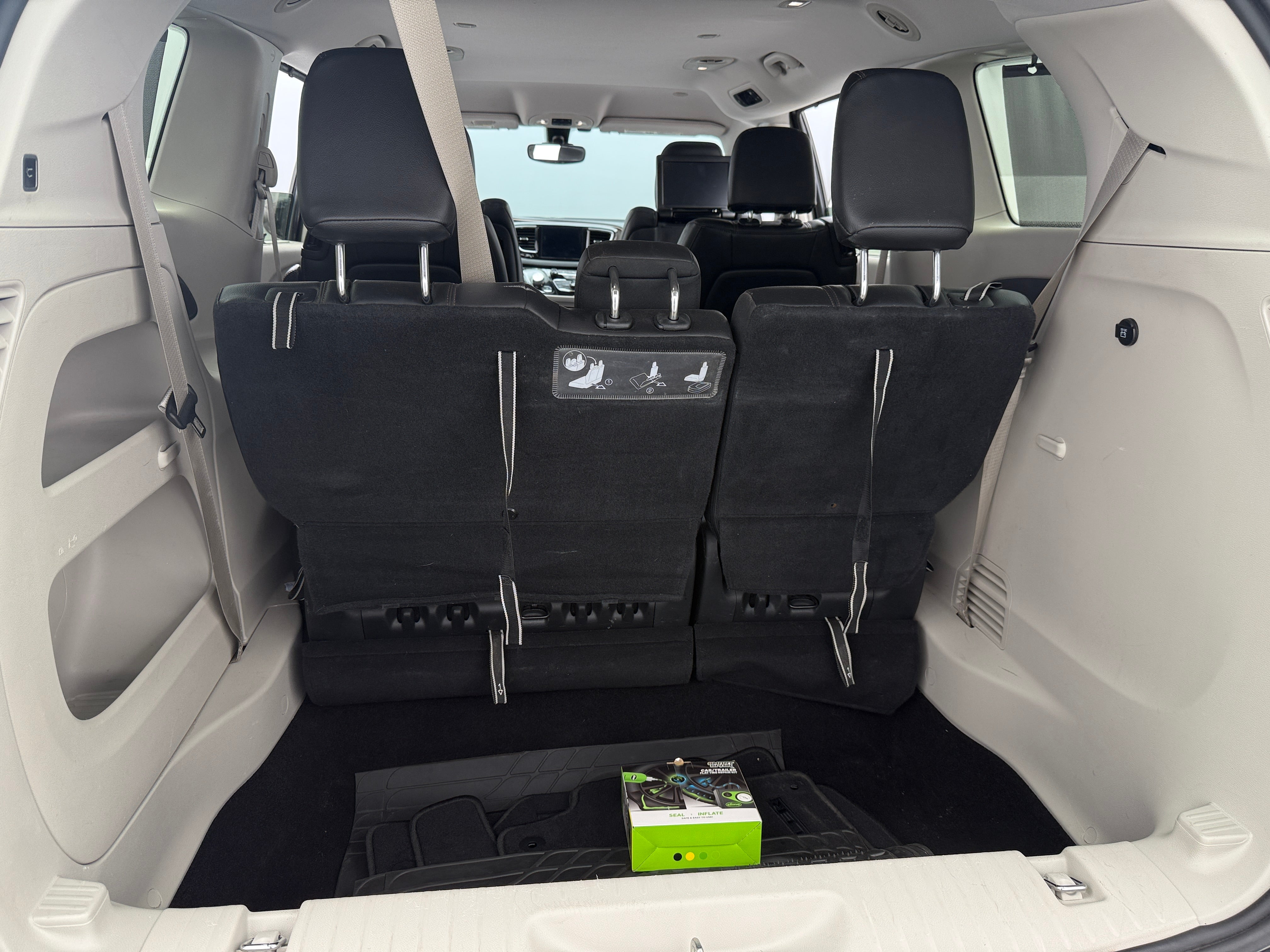 2017 Chrysler Pacifica  6
