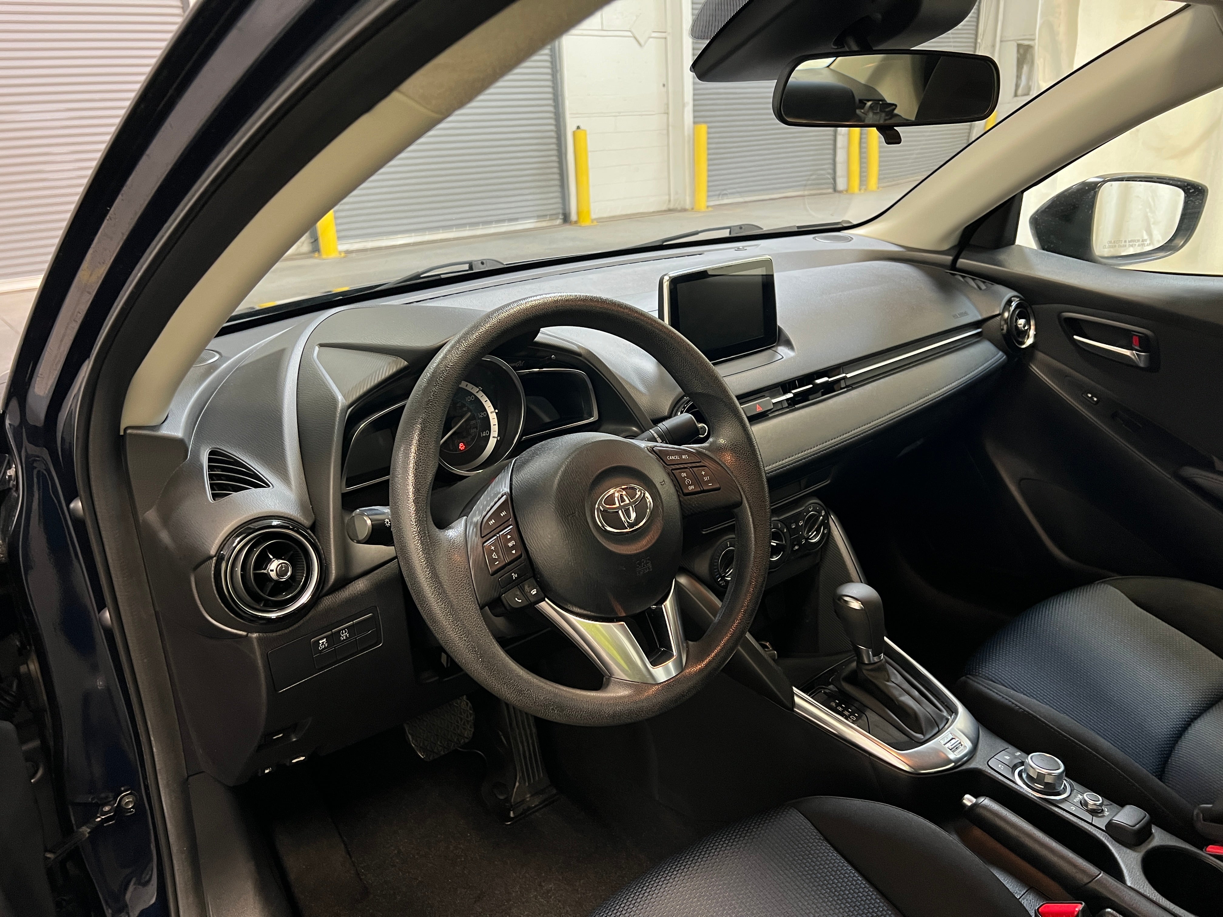 2017 Toyota Yaris iA Base 3