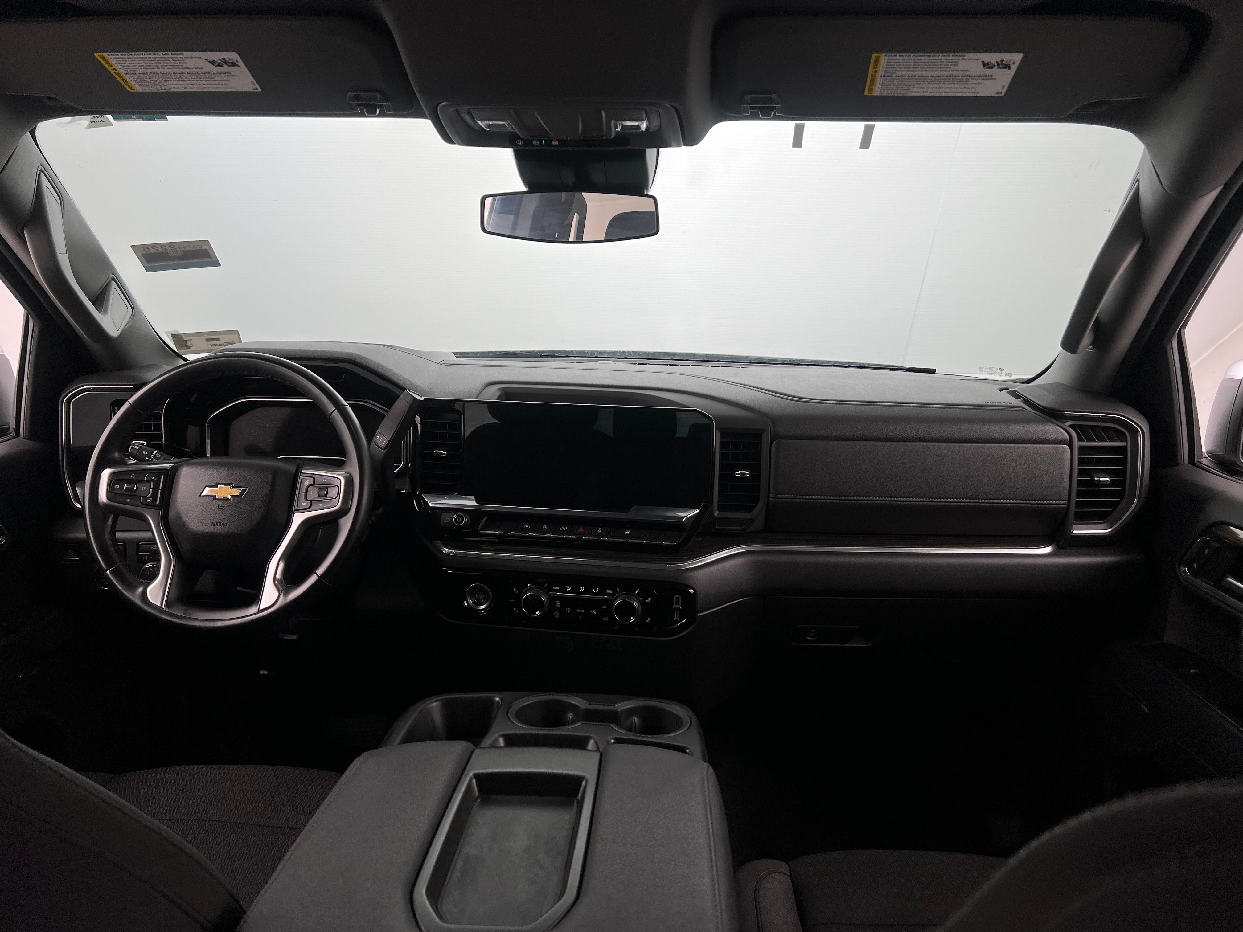 2024 Chevrolet Silverado 1500 LT 3