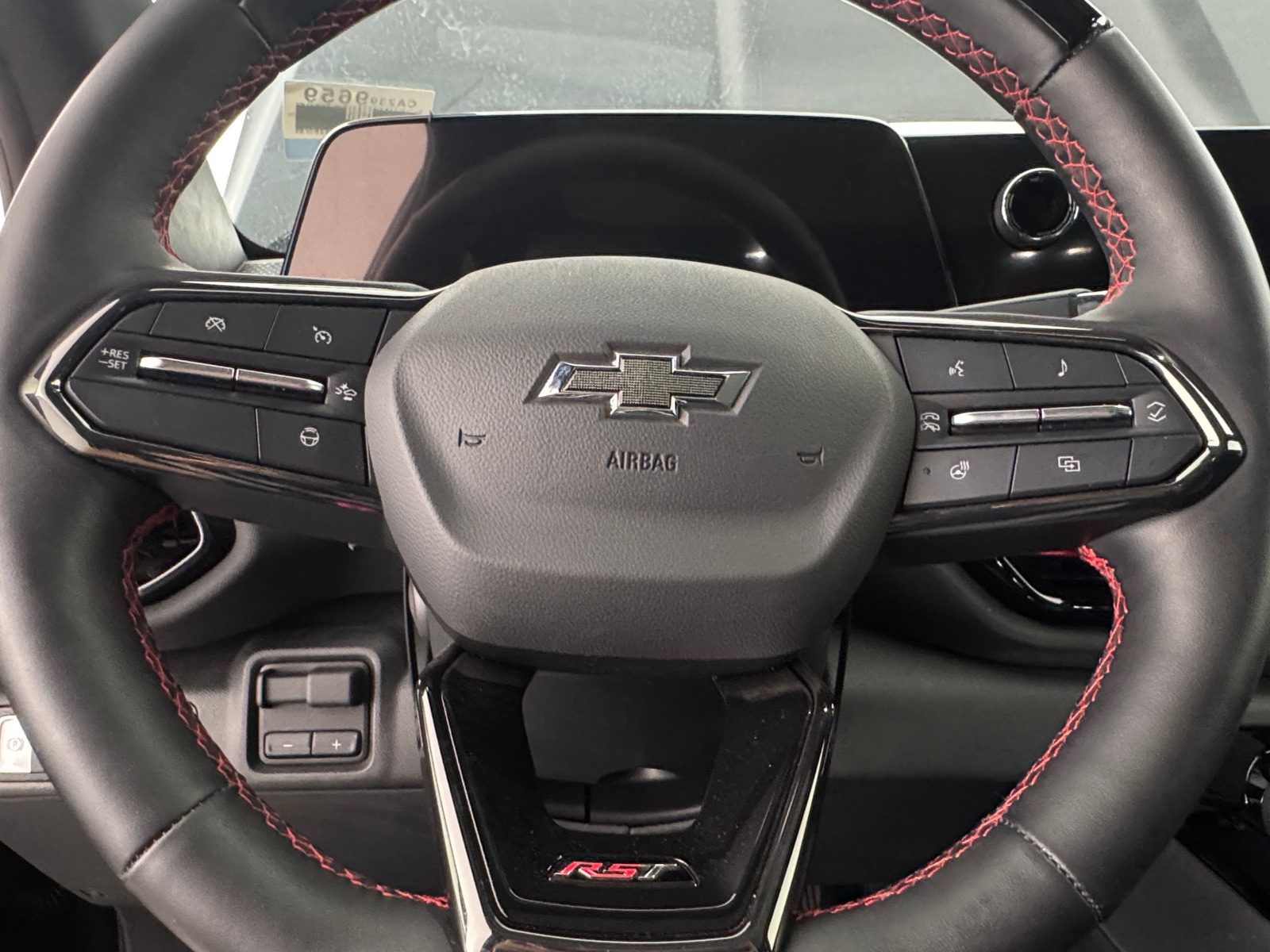 Thumbnail: 2024 Chevrolet Silverado EV - 5