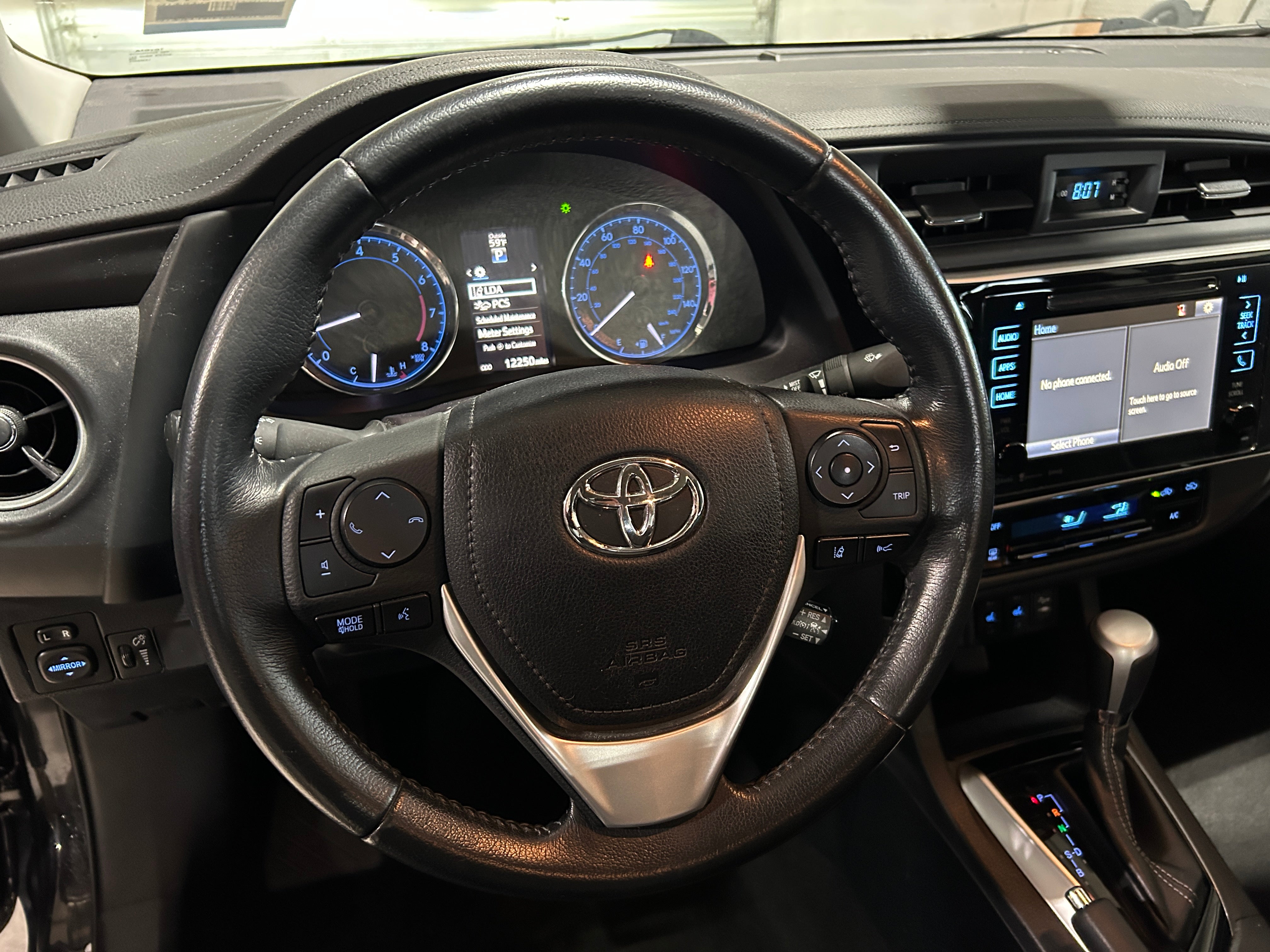 2019 Toyota Corolla XLE 4