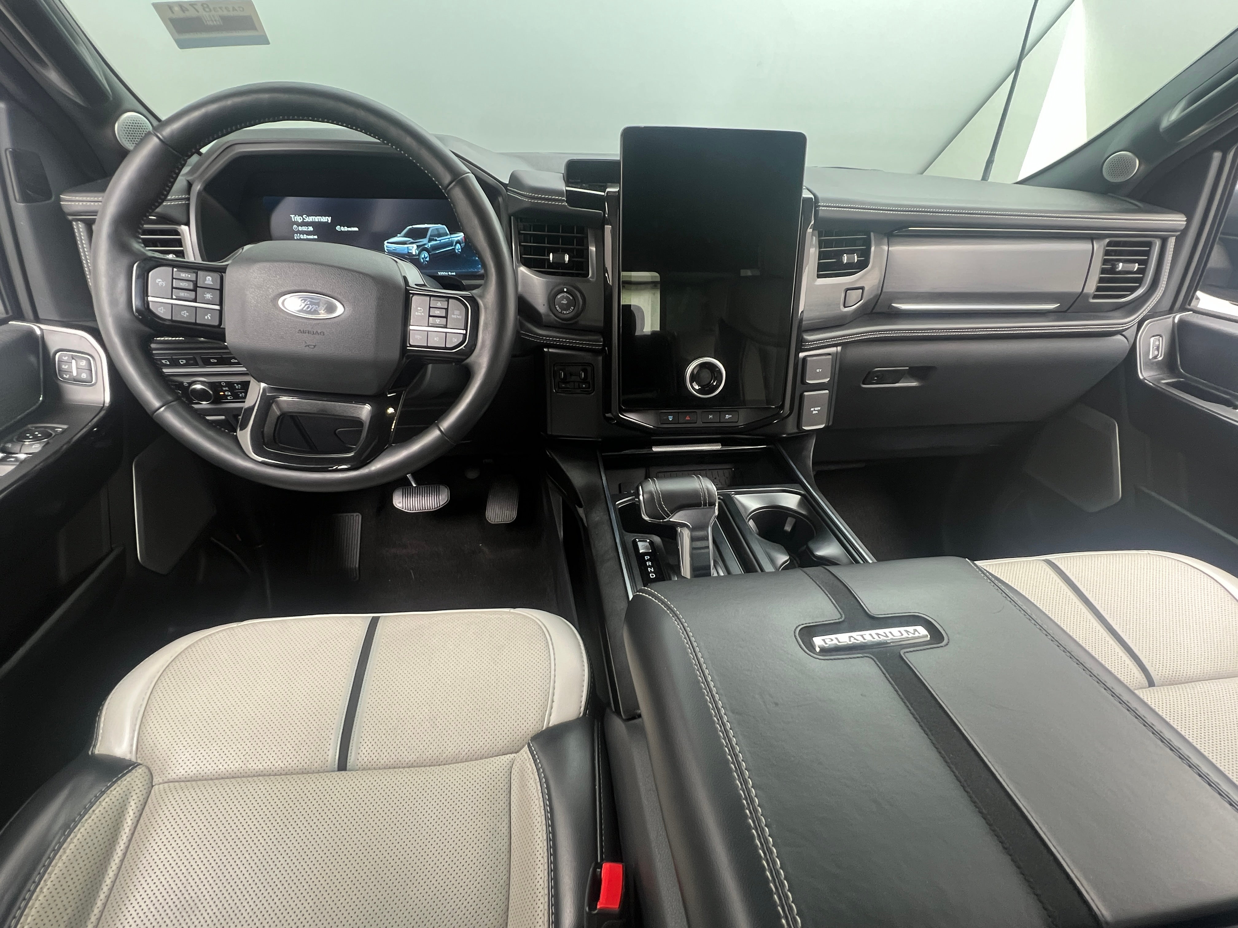 2023 Ford F-150 Lightning Platinum 2