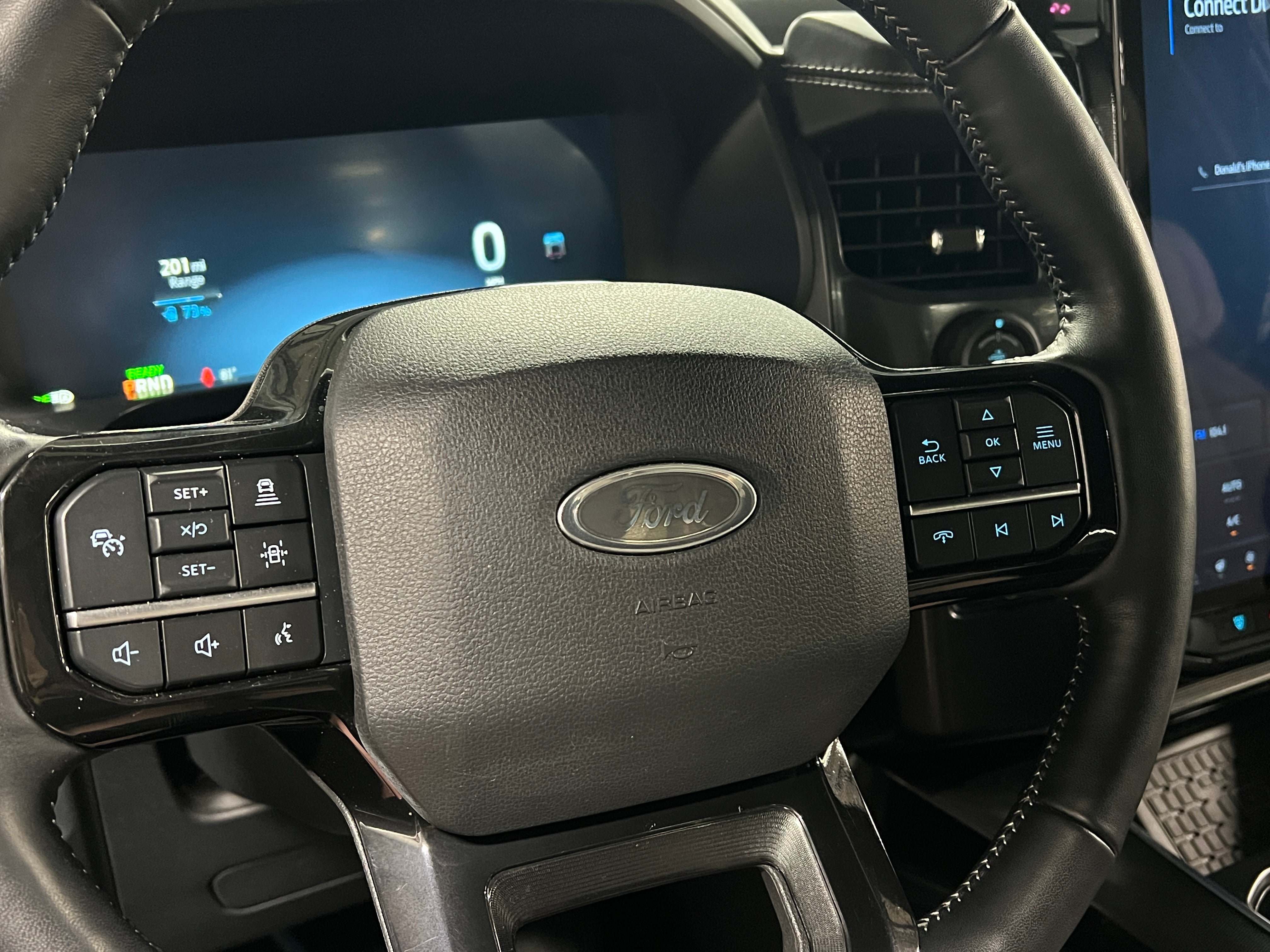 2023 Ford F-150 Lightning Platinum 4