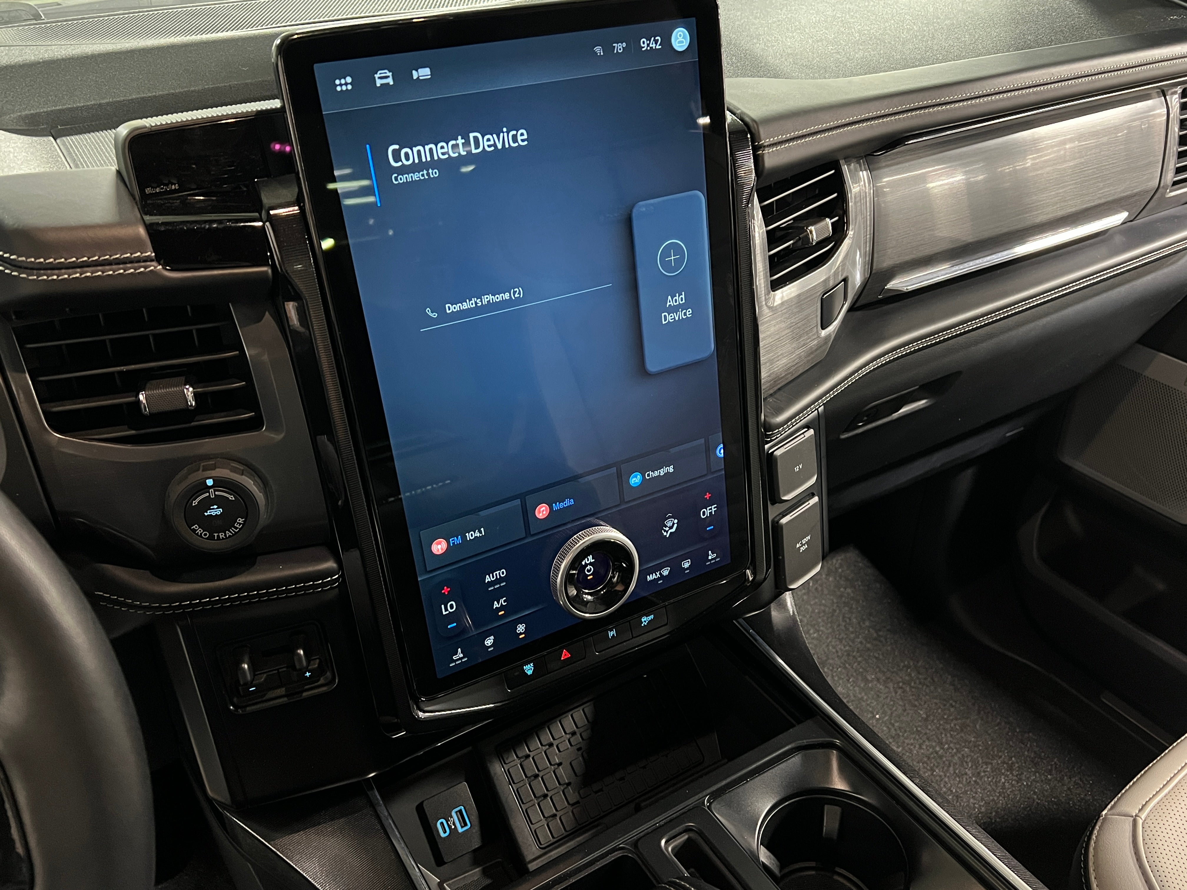 2023 Ford F-150 Lightning Platinum 3