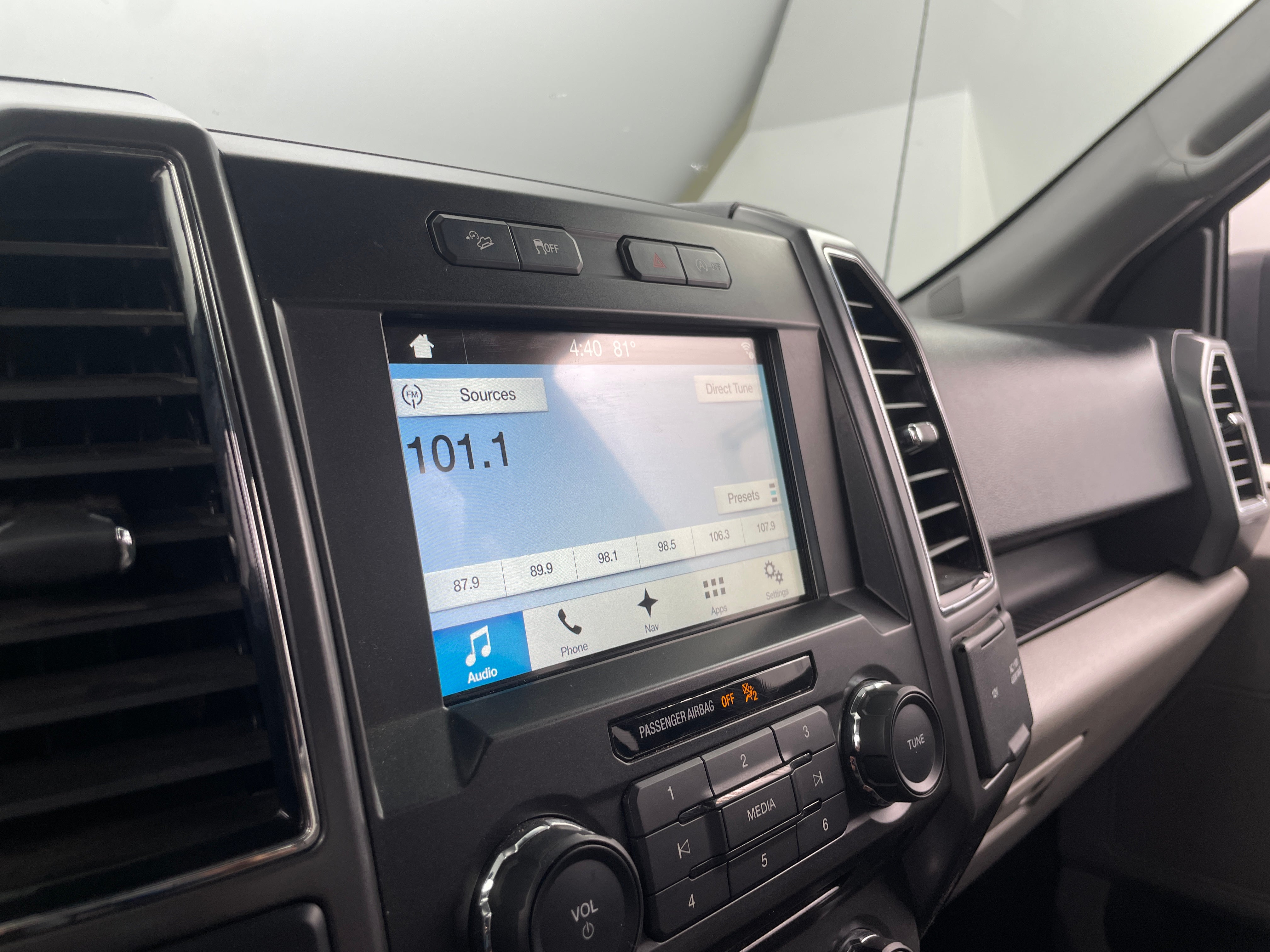 2018 Ford Econoline E-150 4