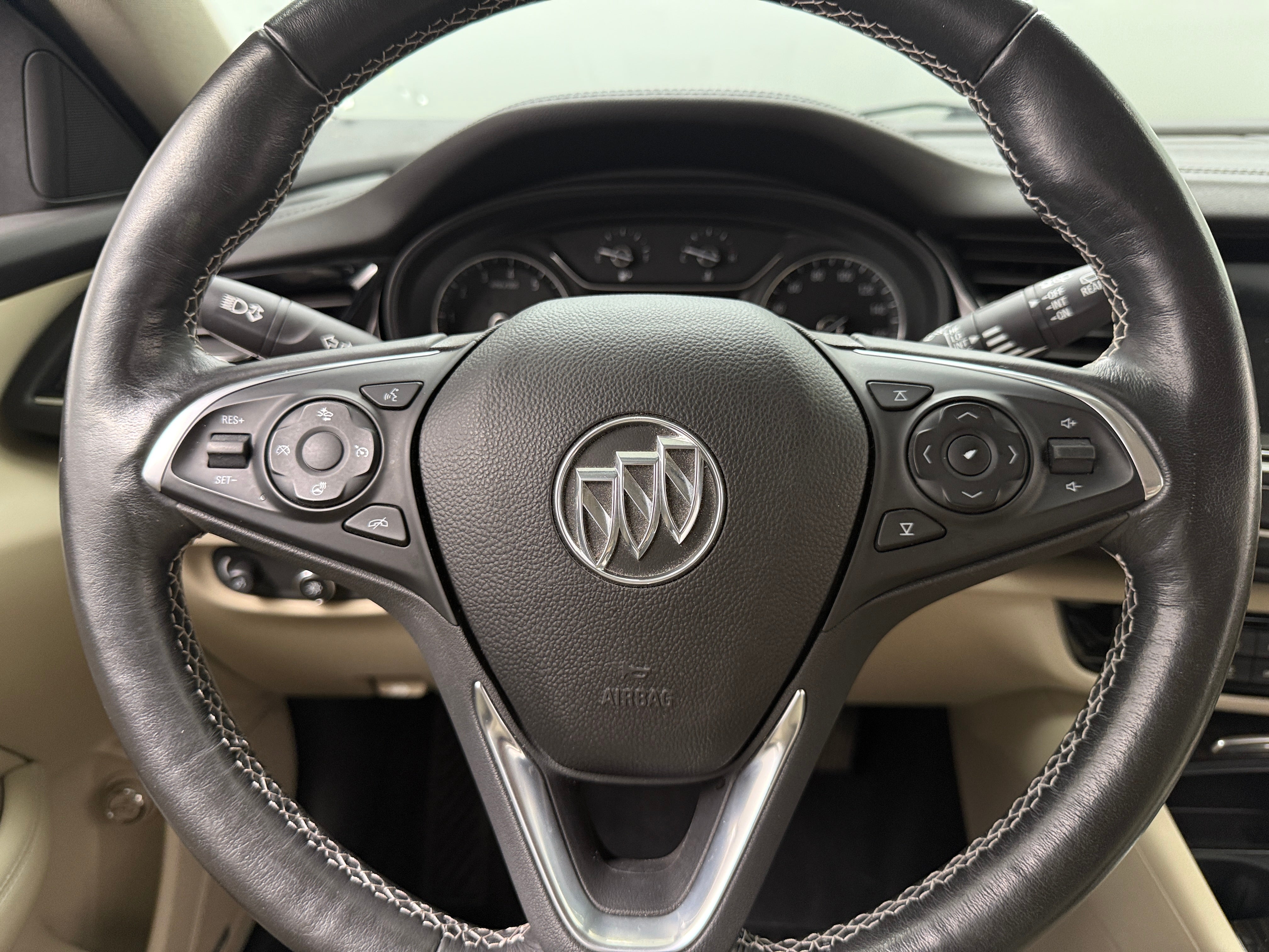 2019 Buick Regal Essence 4