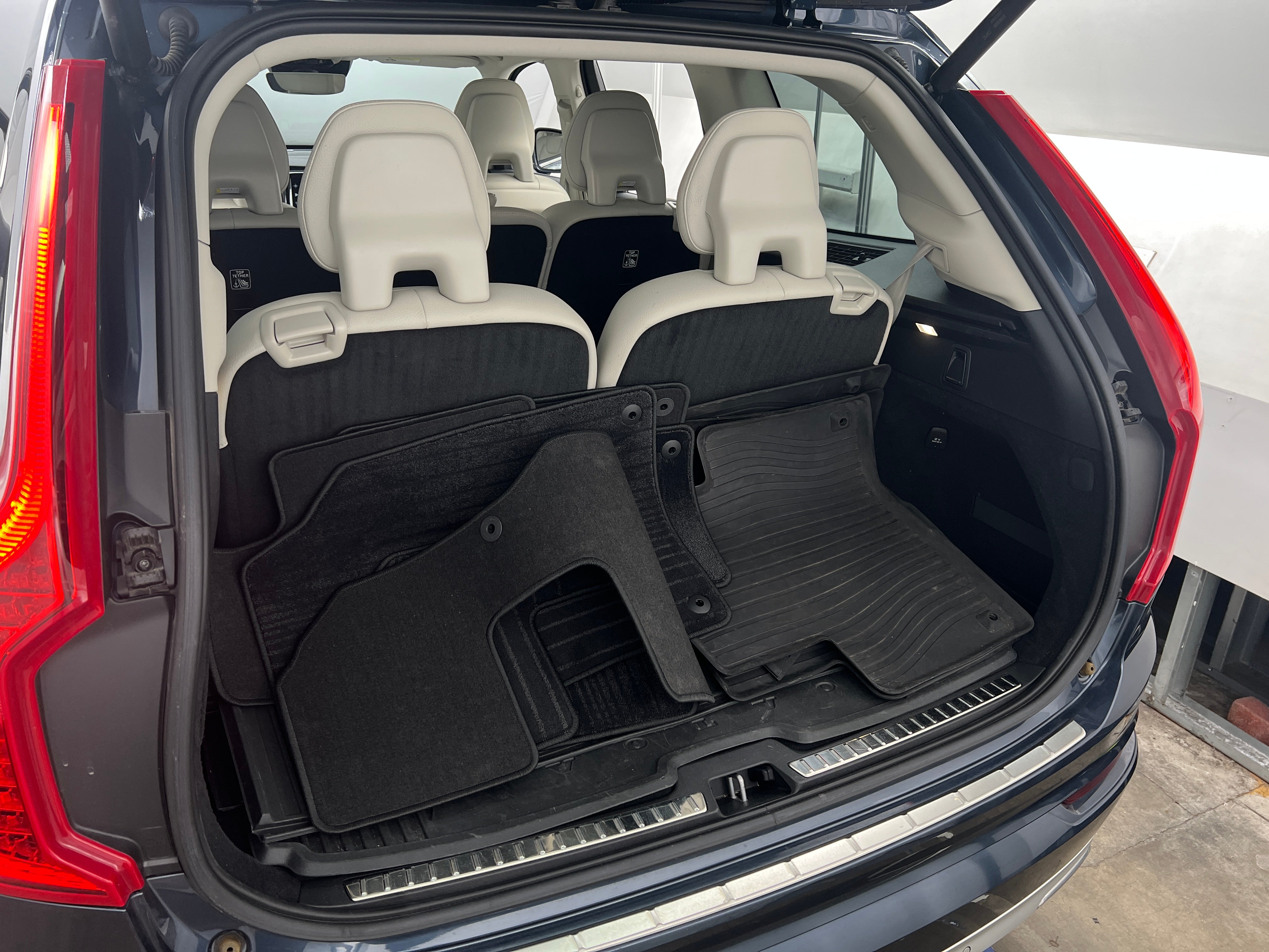 2018 Volvo XC90 T6 Momentum 6