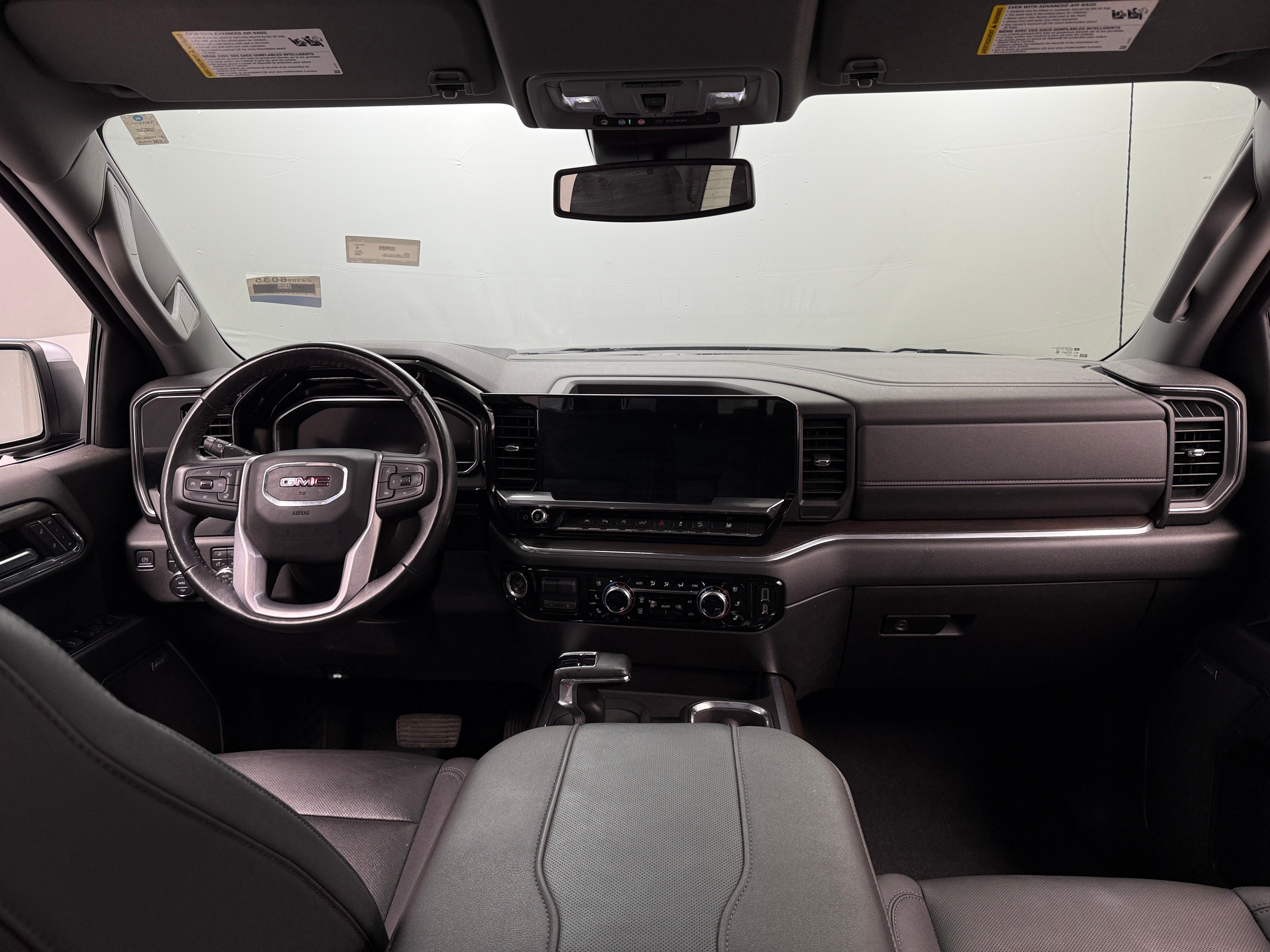 2023 GMC Sierra 1500 SLT 3
