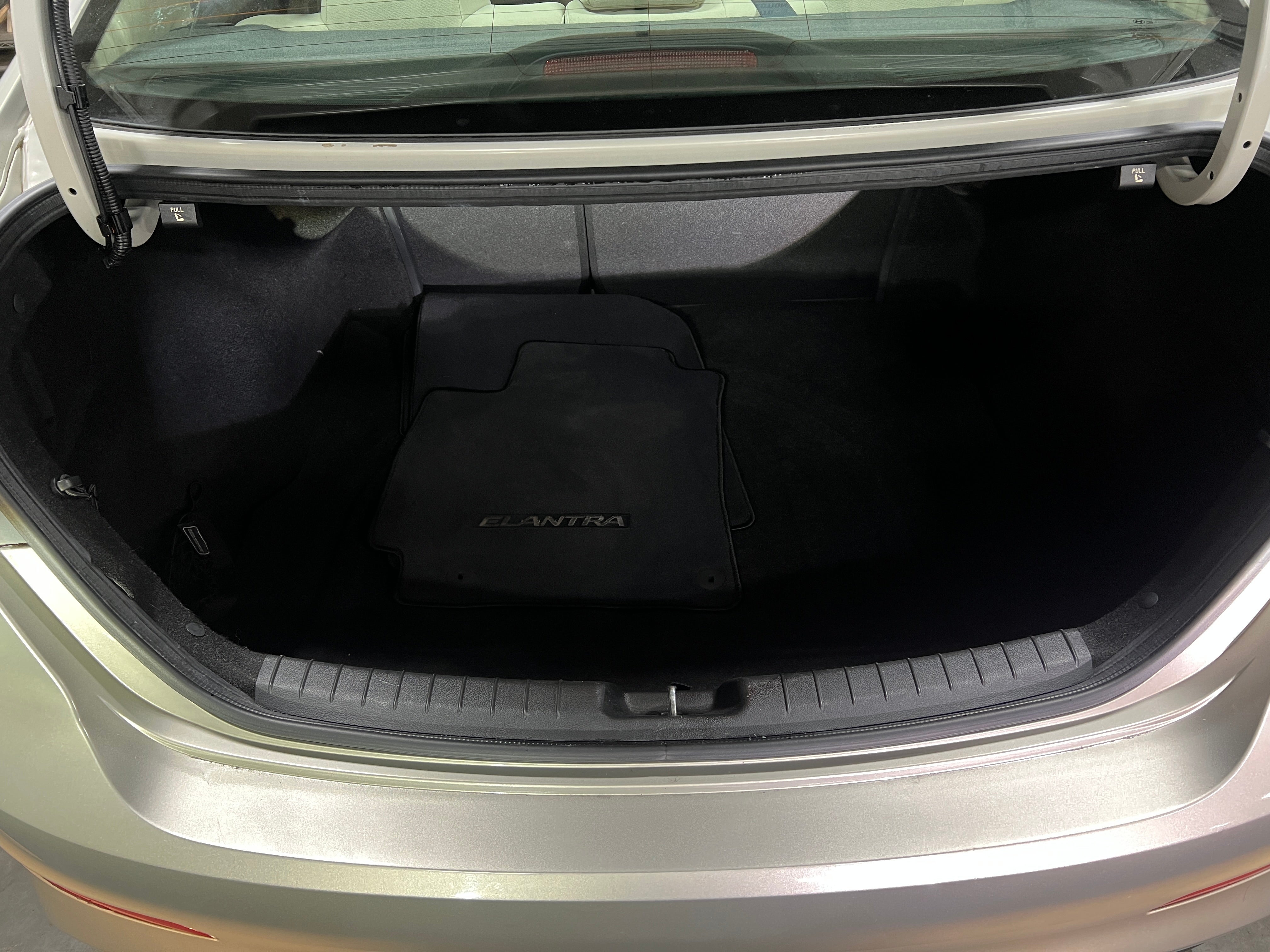 2017 Hyundai Elantra SE 7