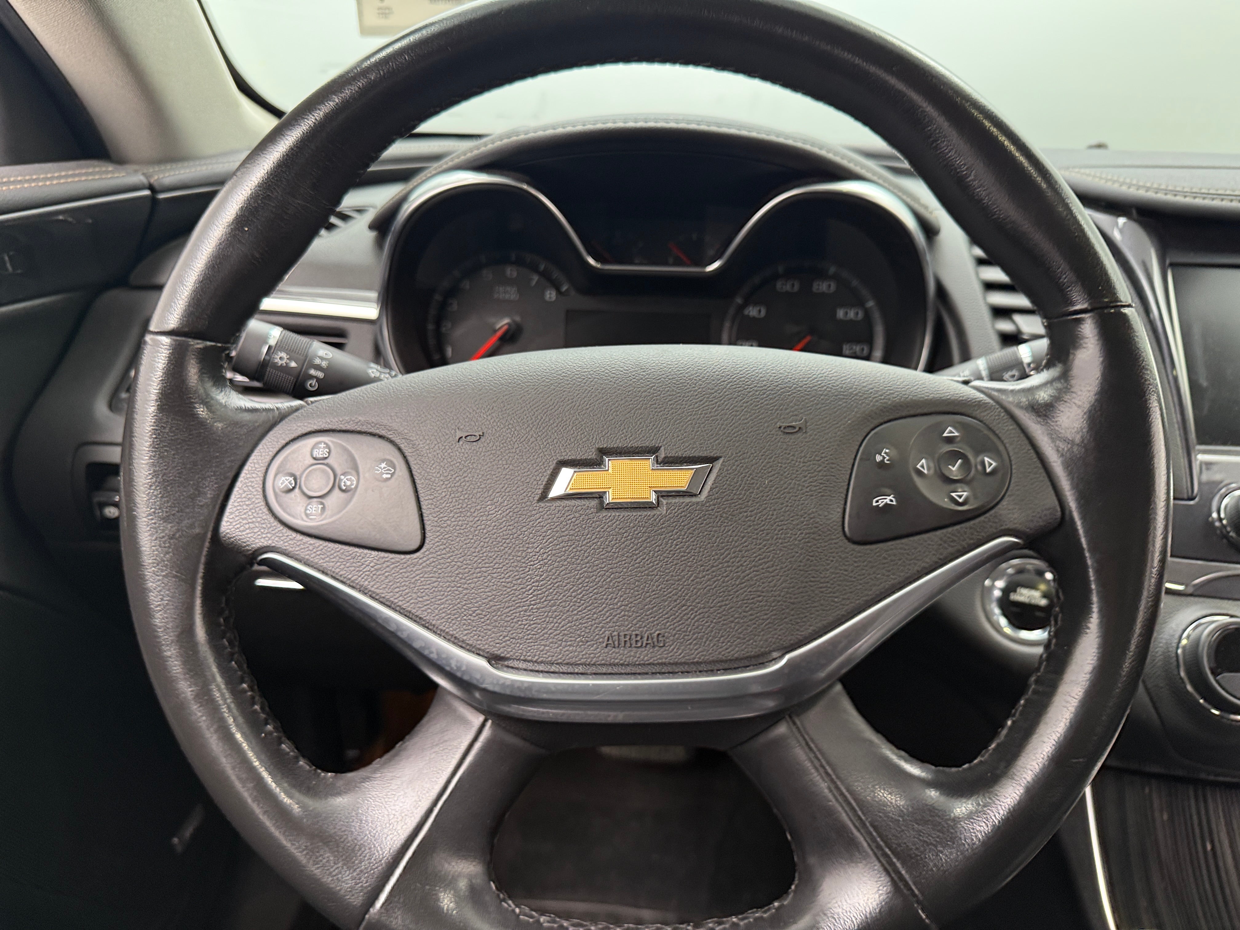 2017 Chevrolet Impala LT 4