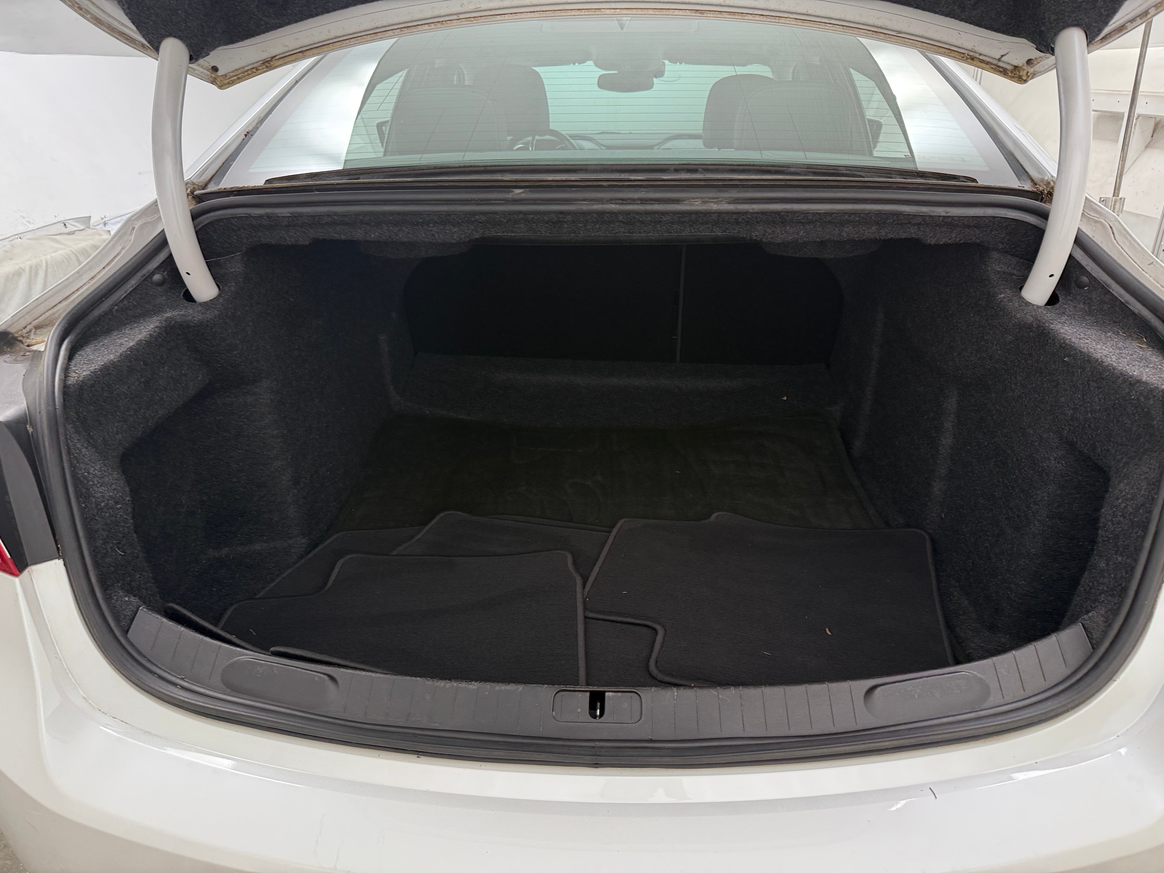 2017 Chevrolet Impala LT 6