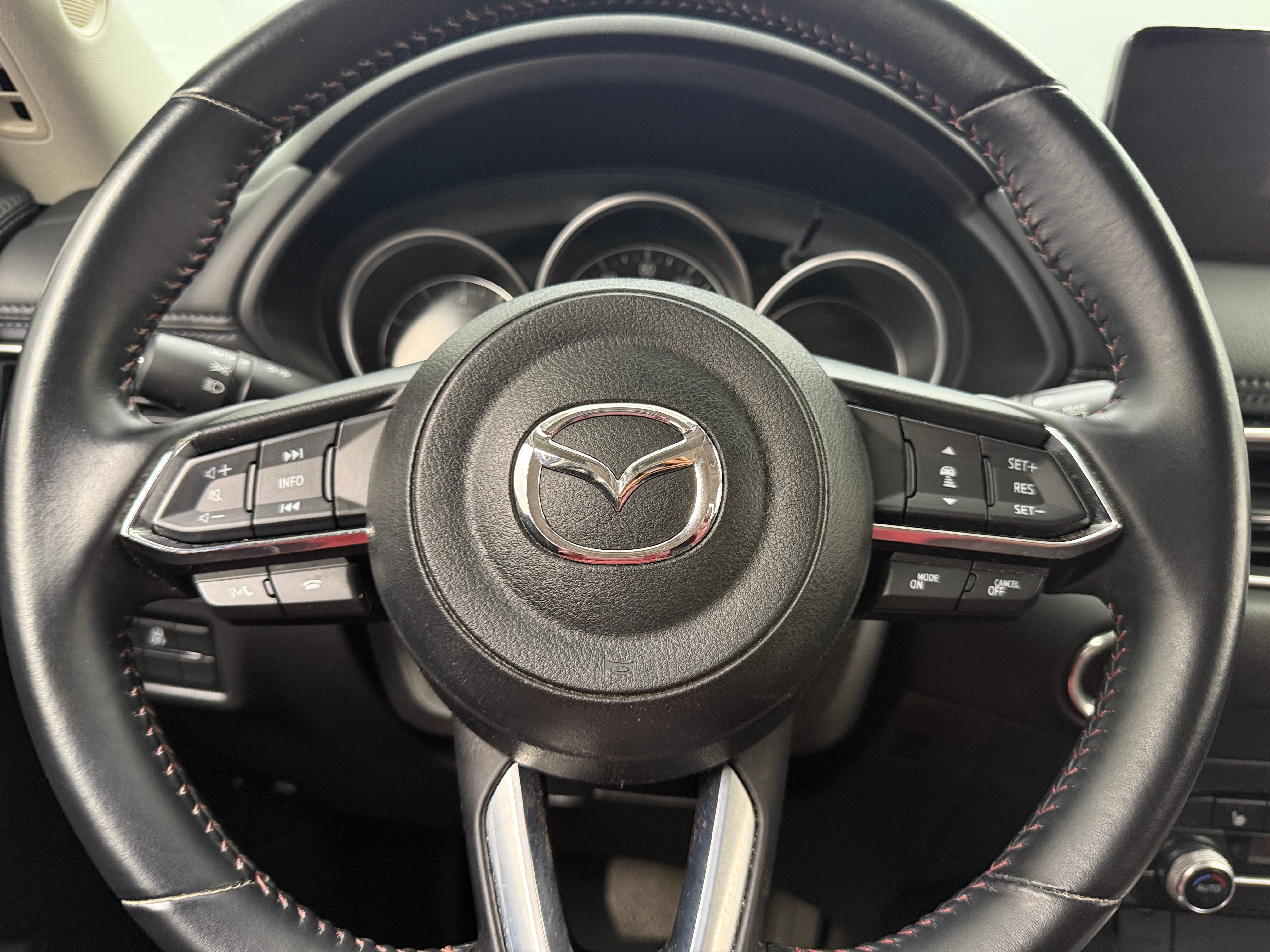 2023 Mazda CX-5 S Carbon Edition 4