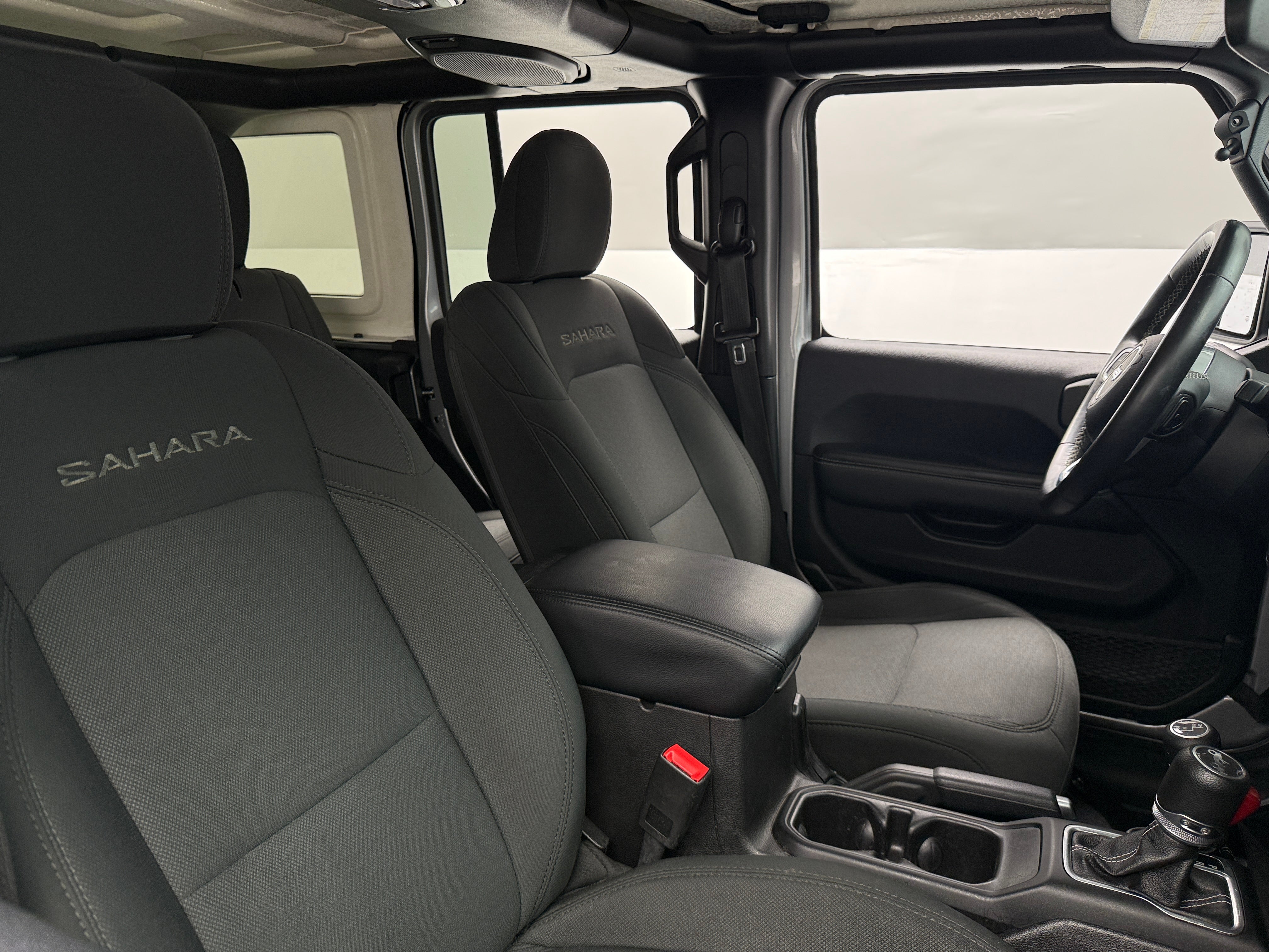2019 Jeep Wrangler Unlimited Sahara 2