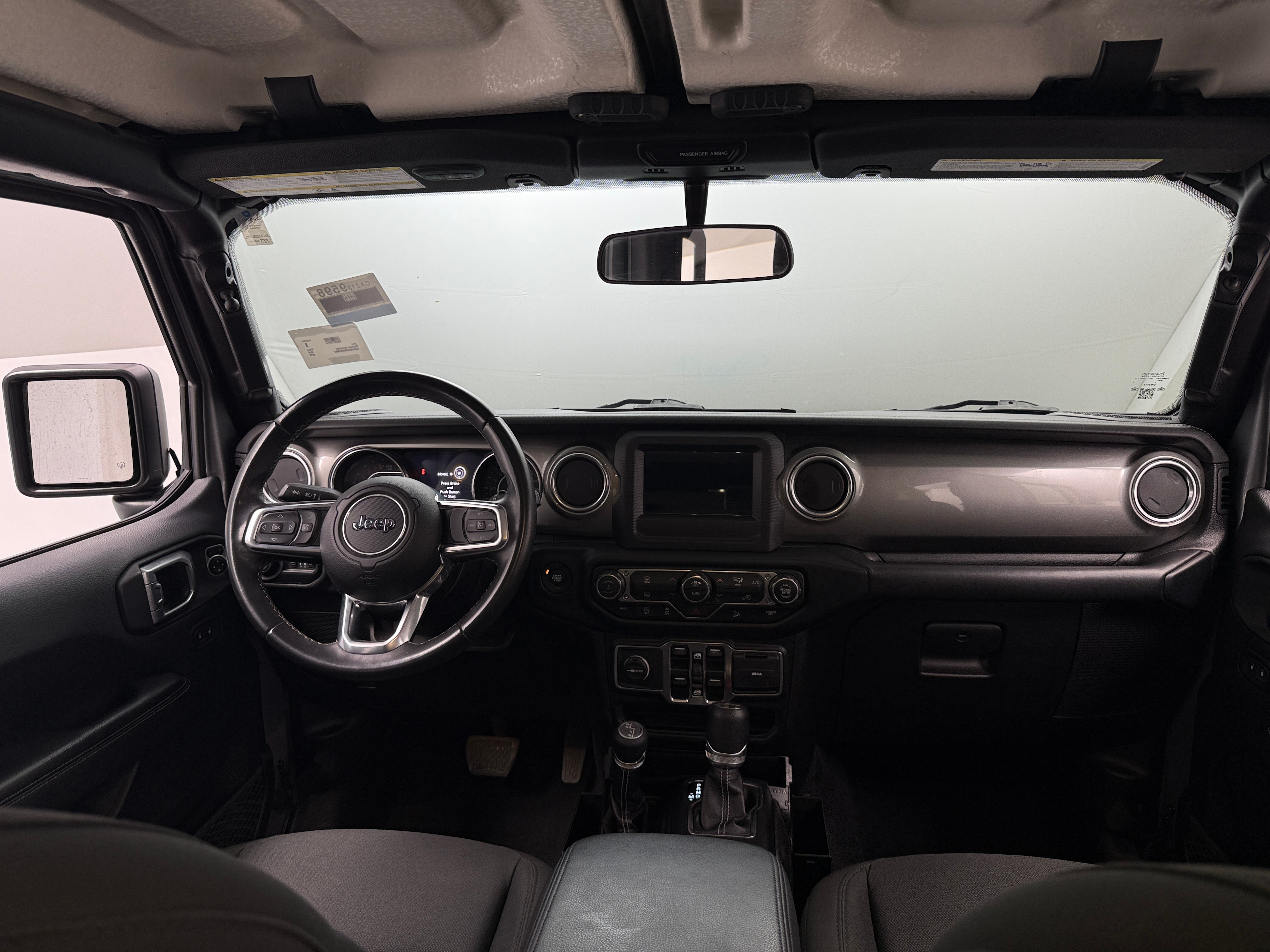 2019 Jeep Wrangler Unlimited Sahara 3