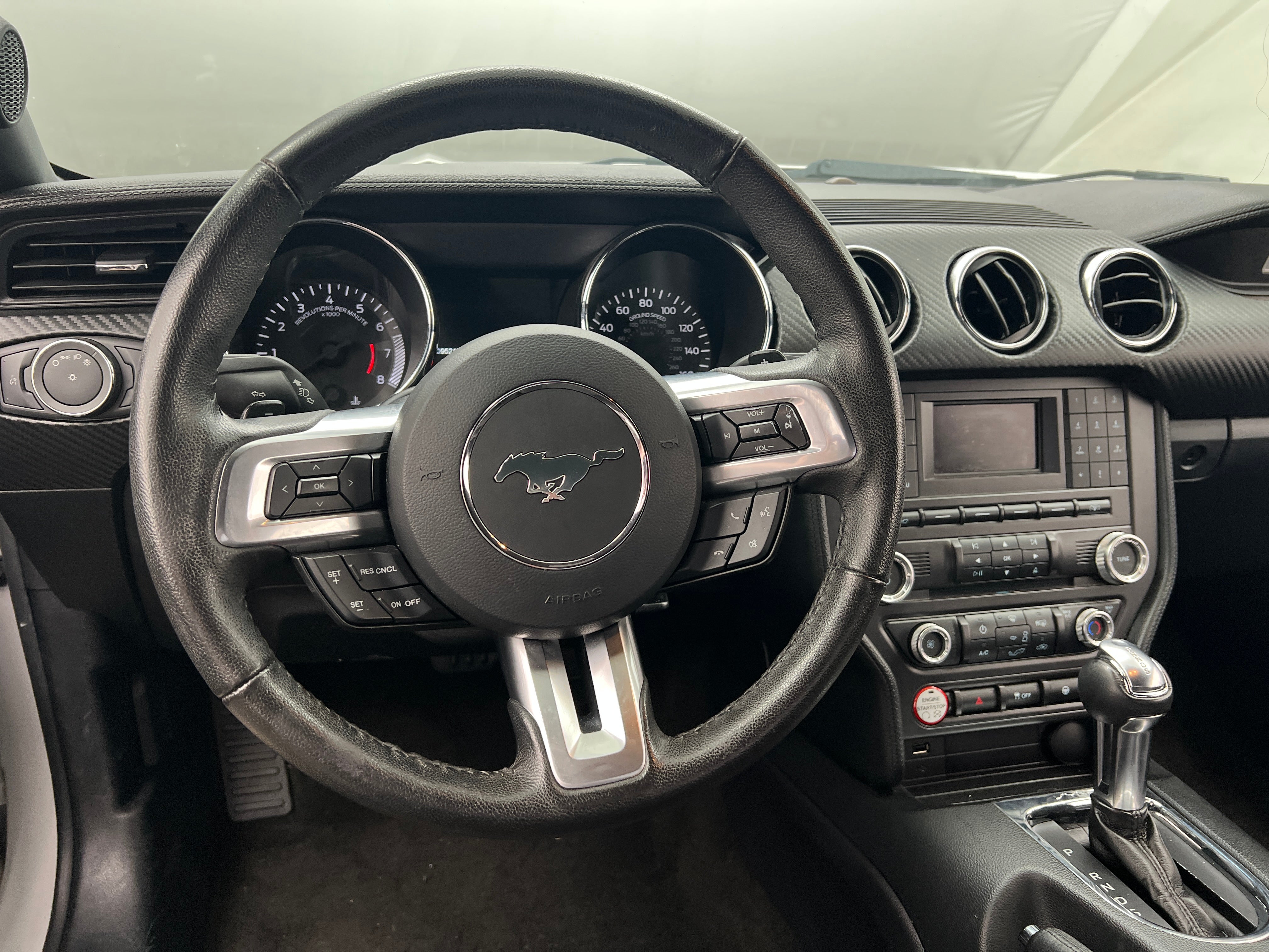 2016 Ford Mustang V6 4