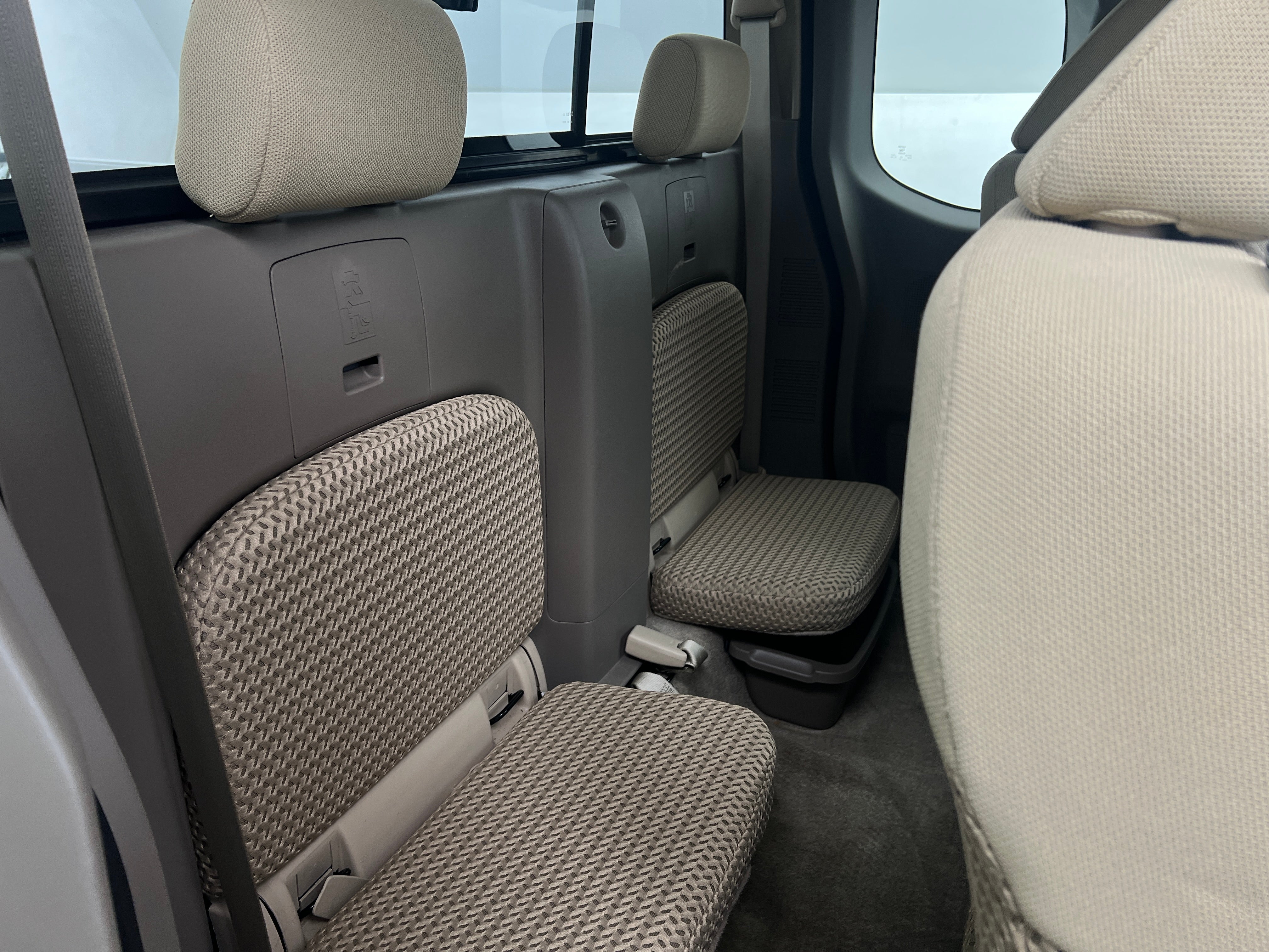 2017 Nissan Frontier SV 6