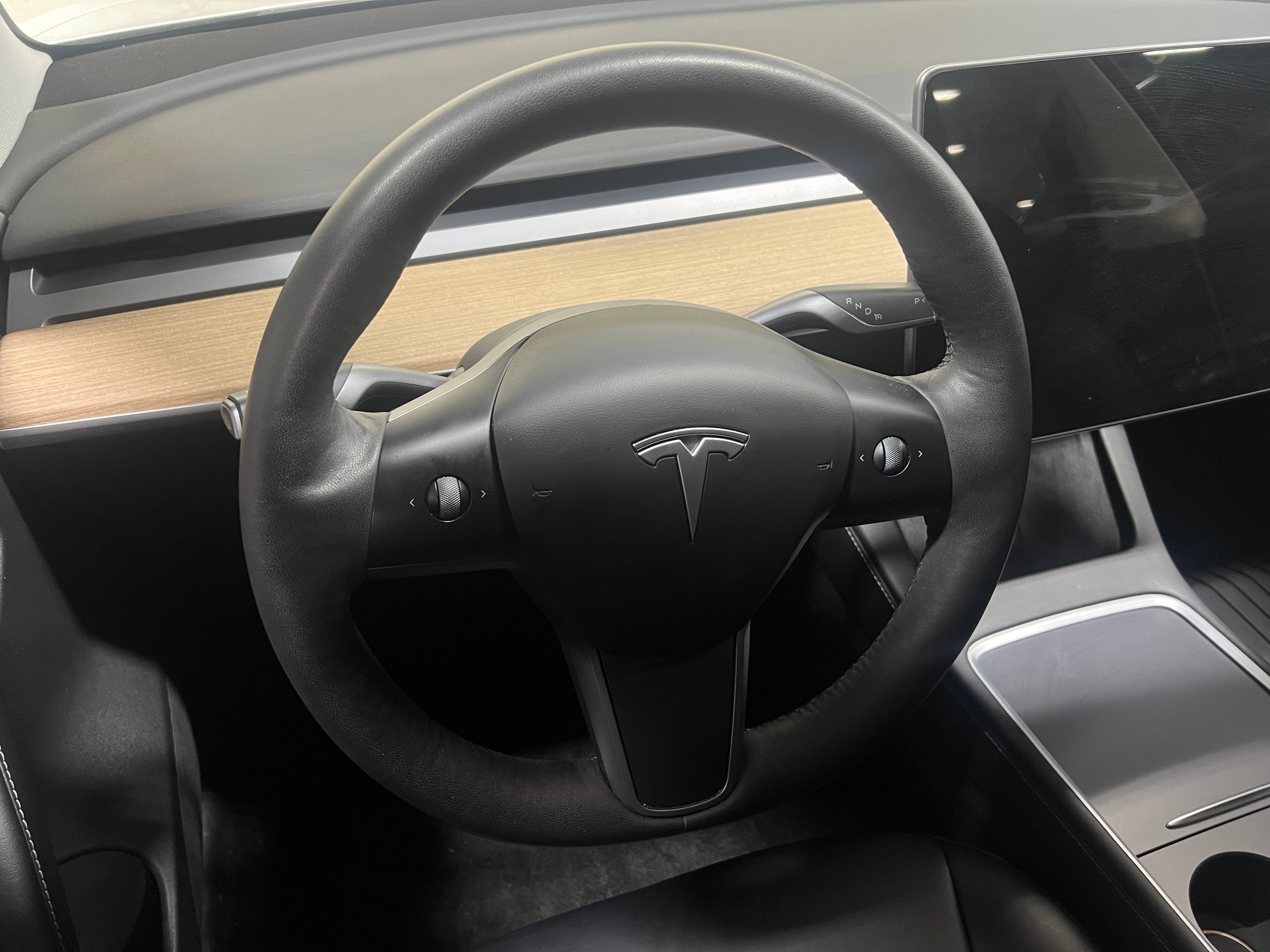 2021 Tesla Model 3 Standard Range 4
