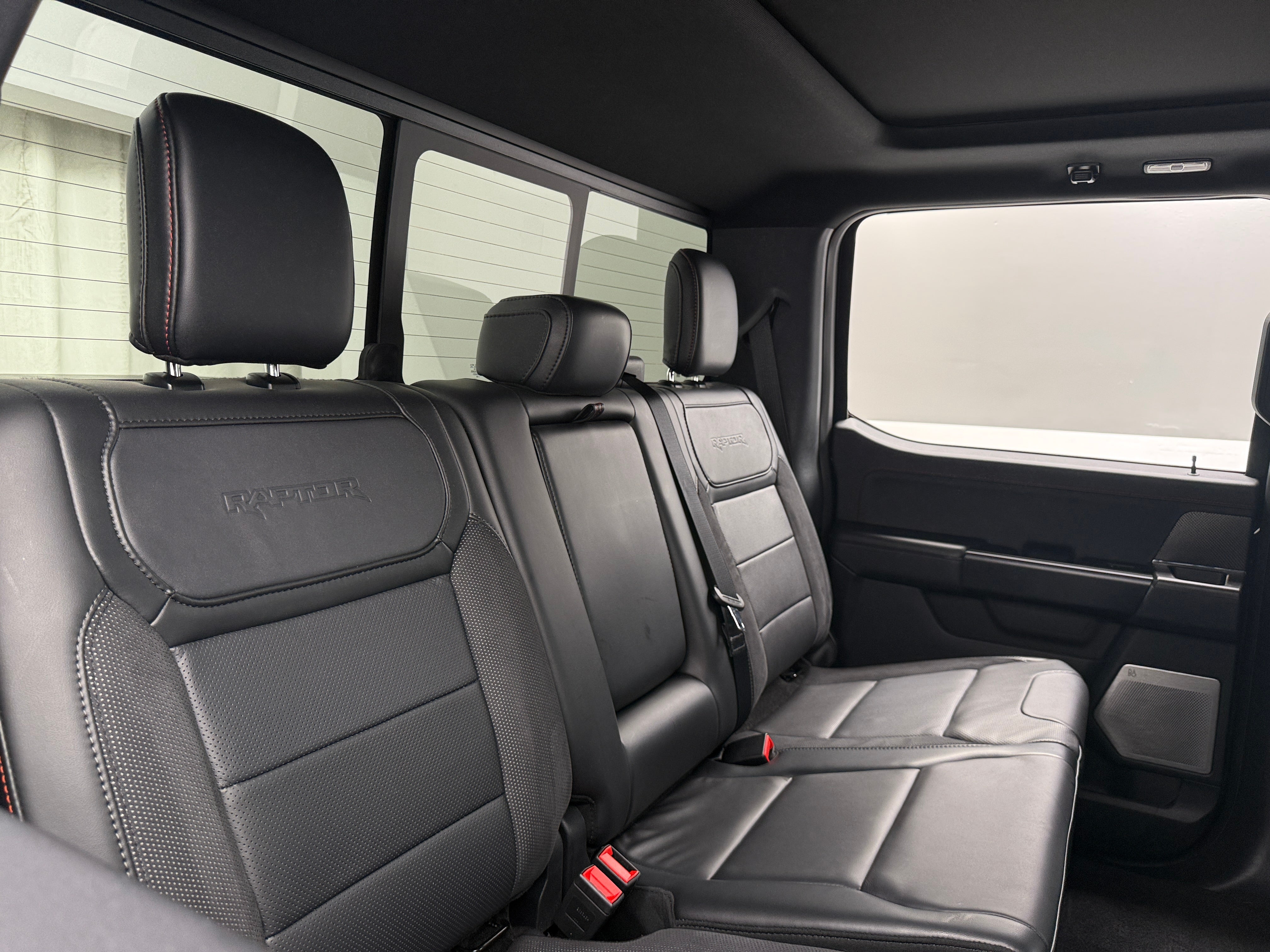2024 Ford Econoline E-150 5