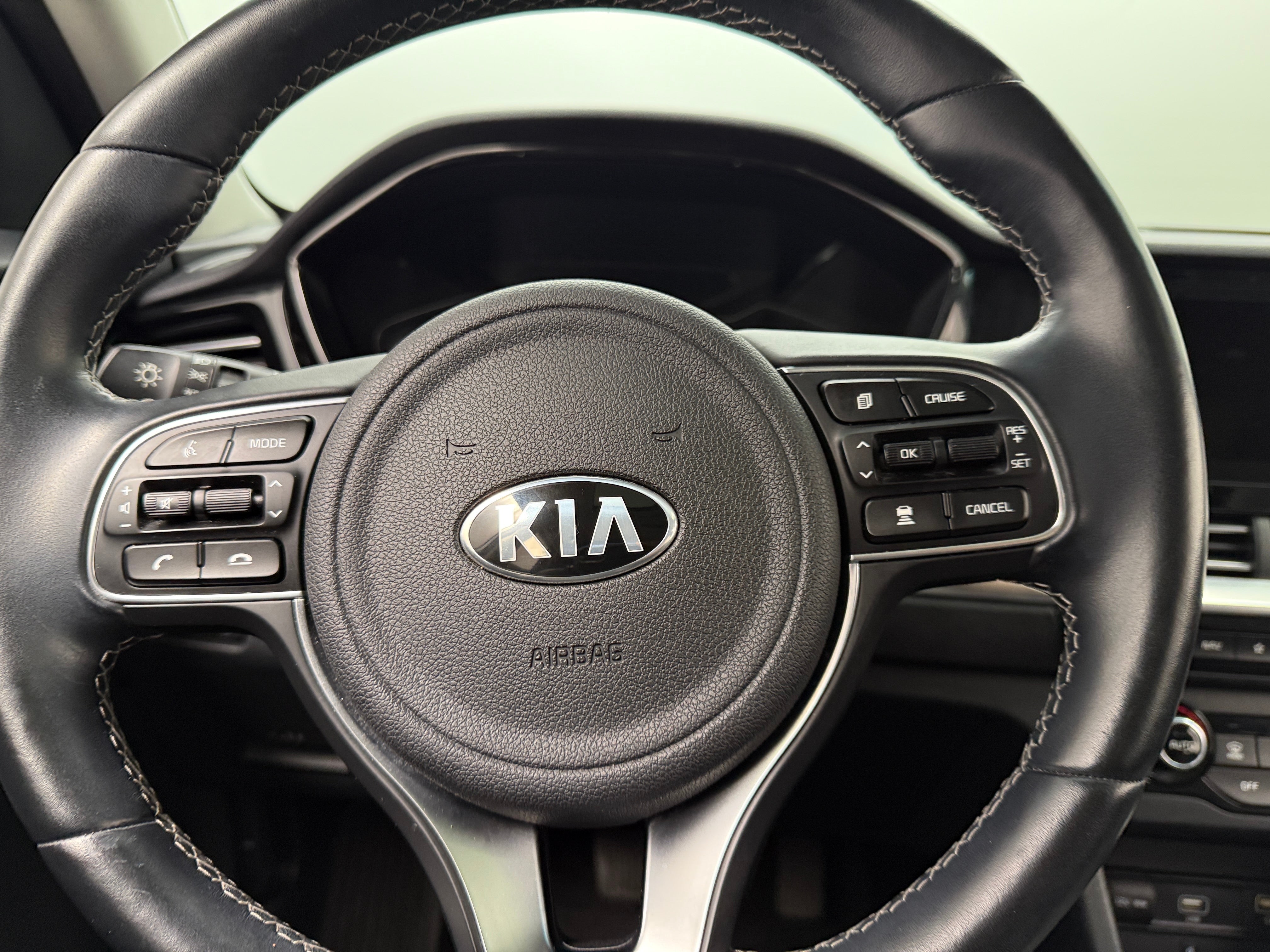 2020 Kia Niro EX Premium 4