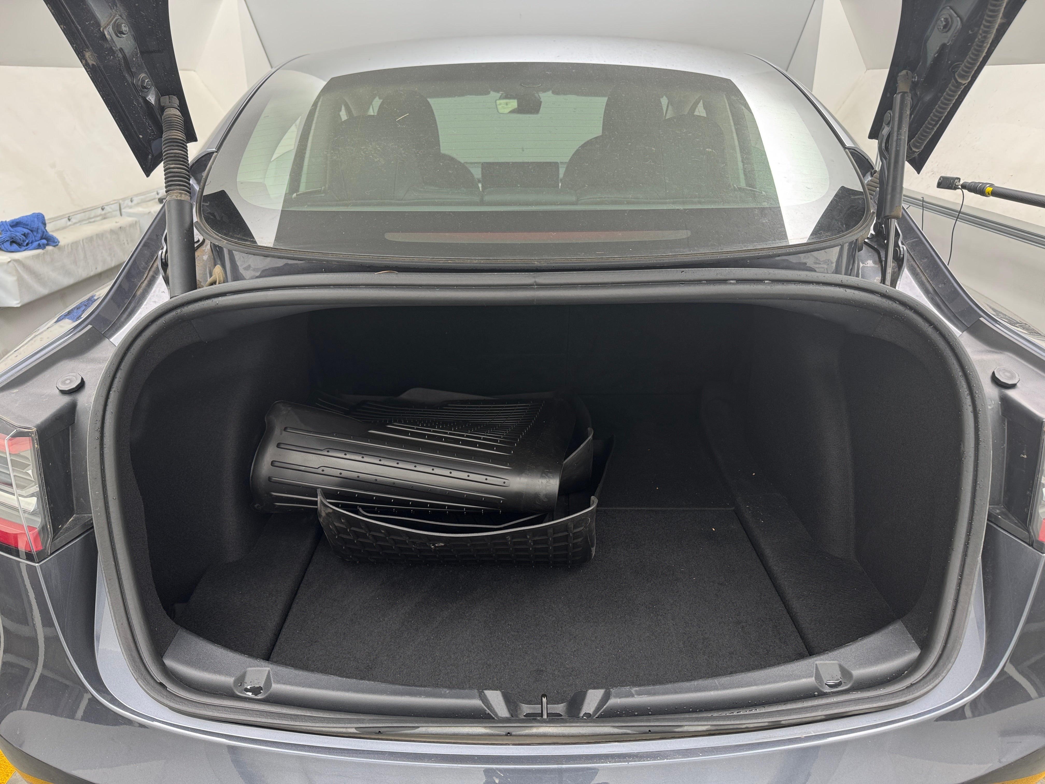 2023 Tesla Model 3 Standard Range 6