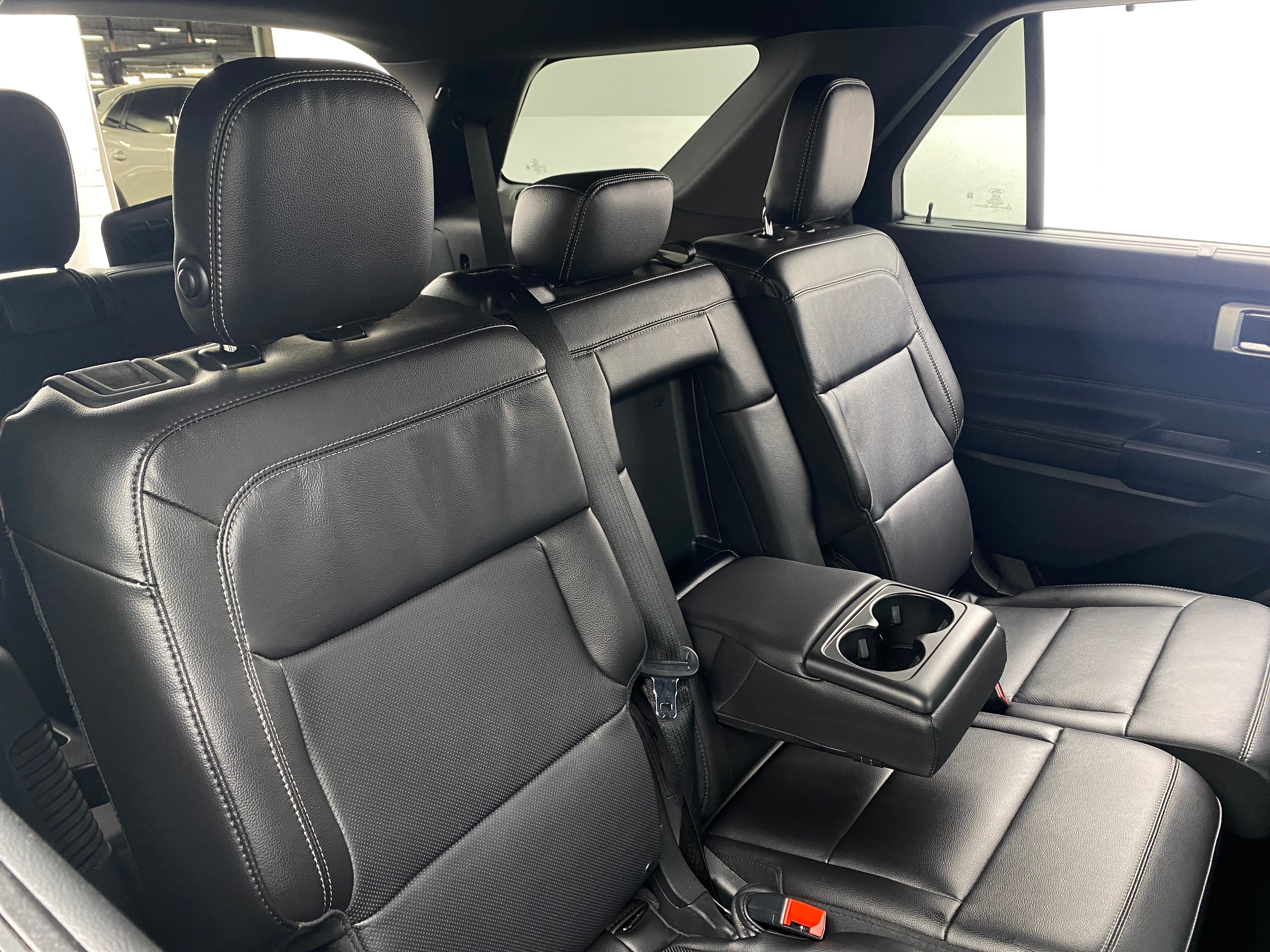 2020 Ford Explorer Limited 5