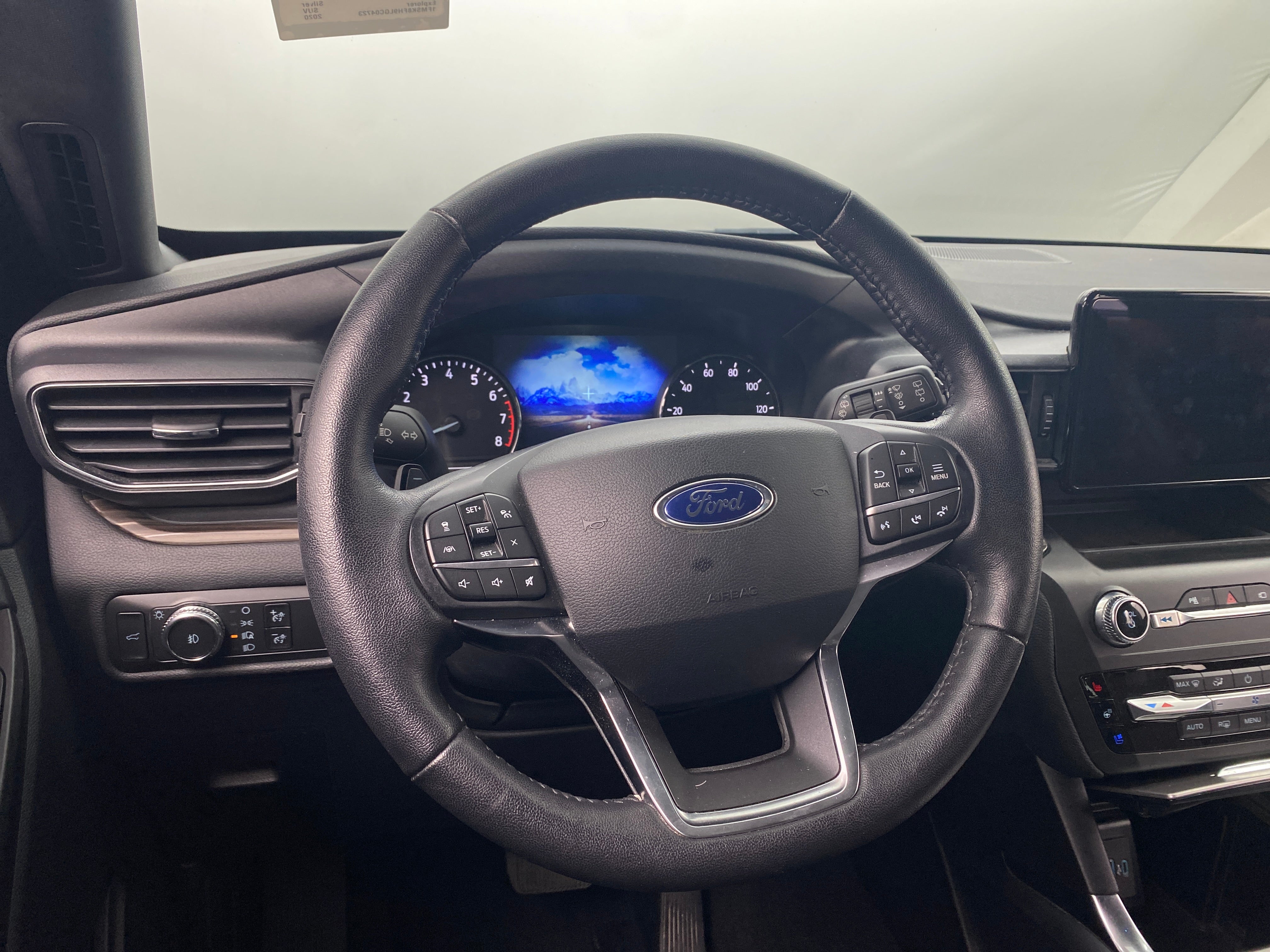 2020 Ford Explorer Limited 4