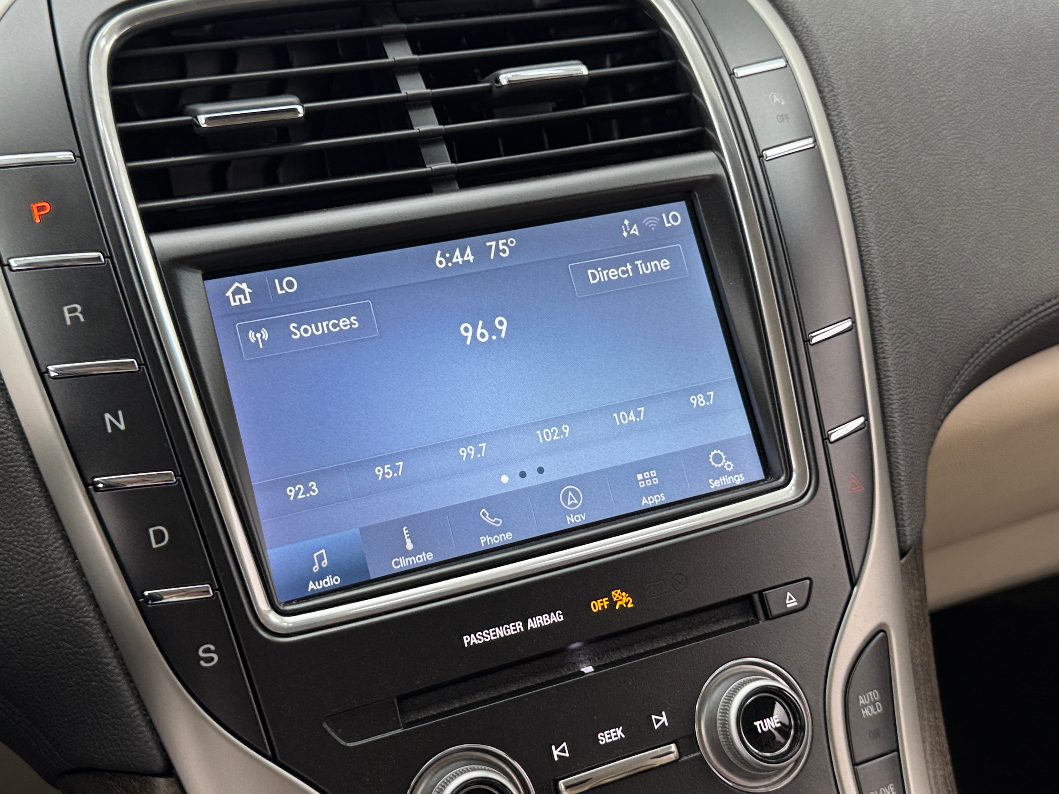 2019 Lincoln Nautilus Select 3