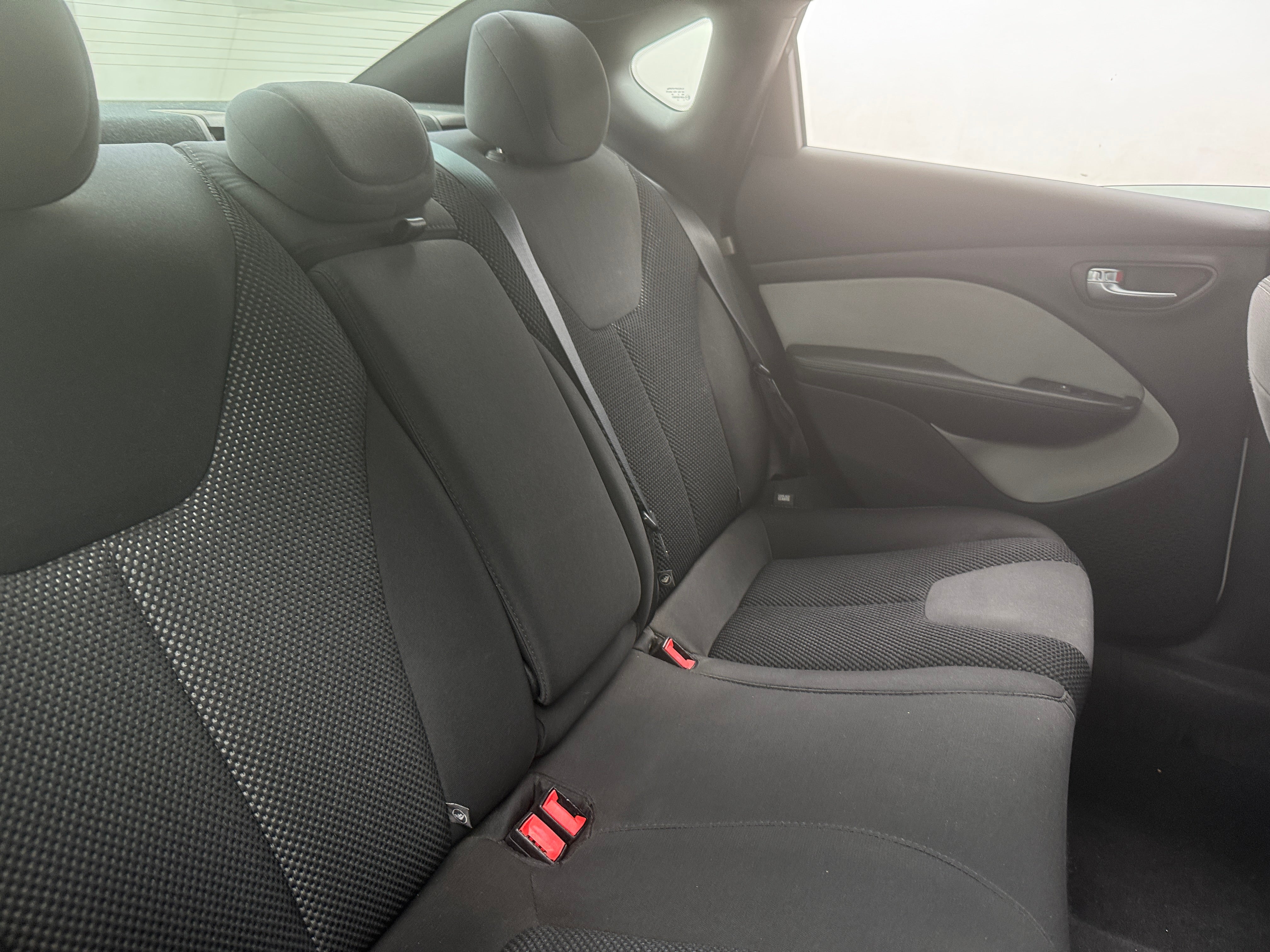 2016 Dodge Dart SXT 6