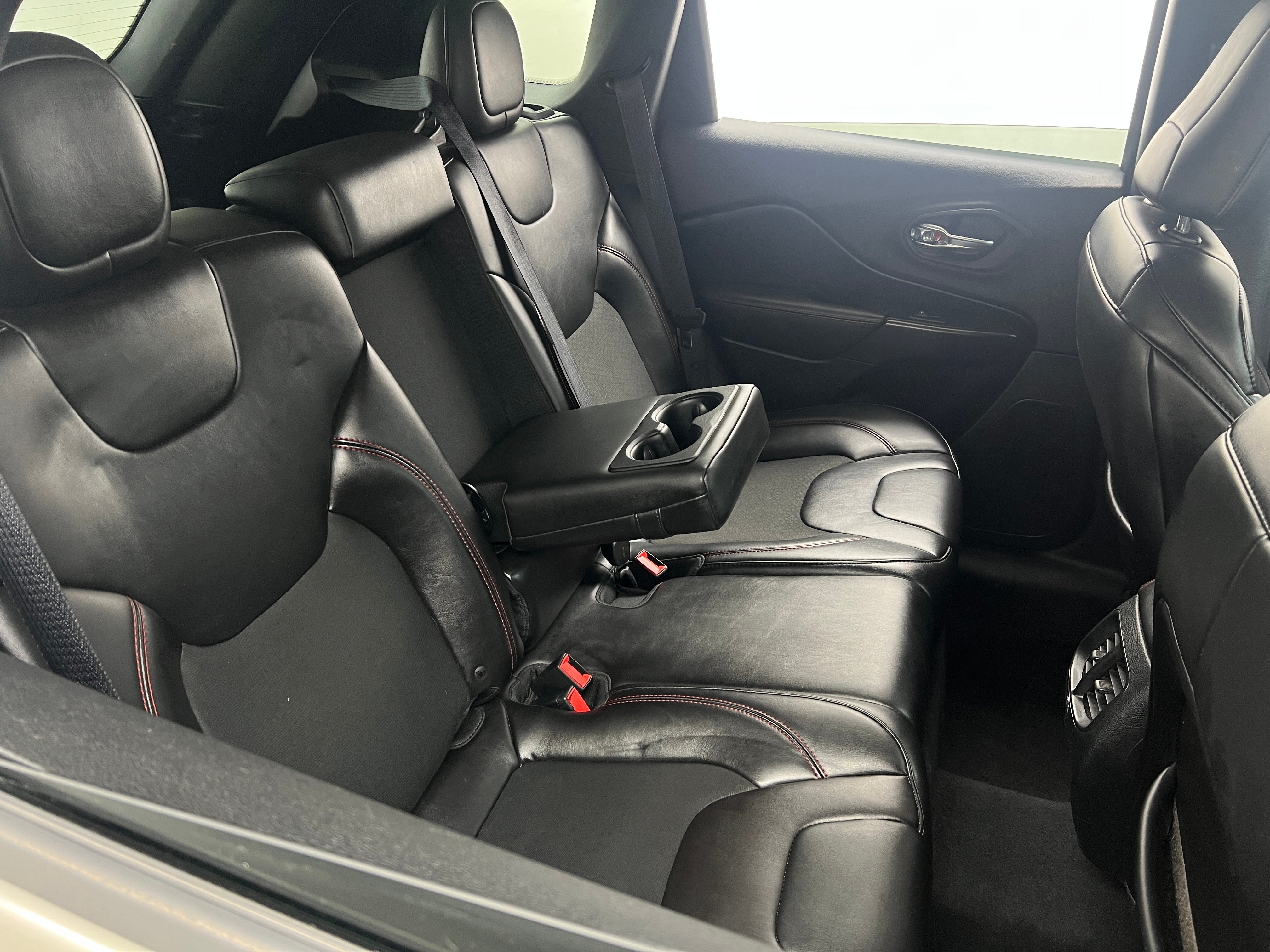 2019 Jeep Cherokee Trailhawk 6