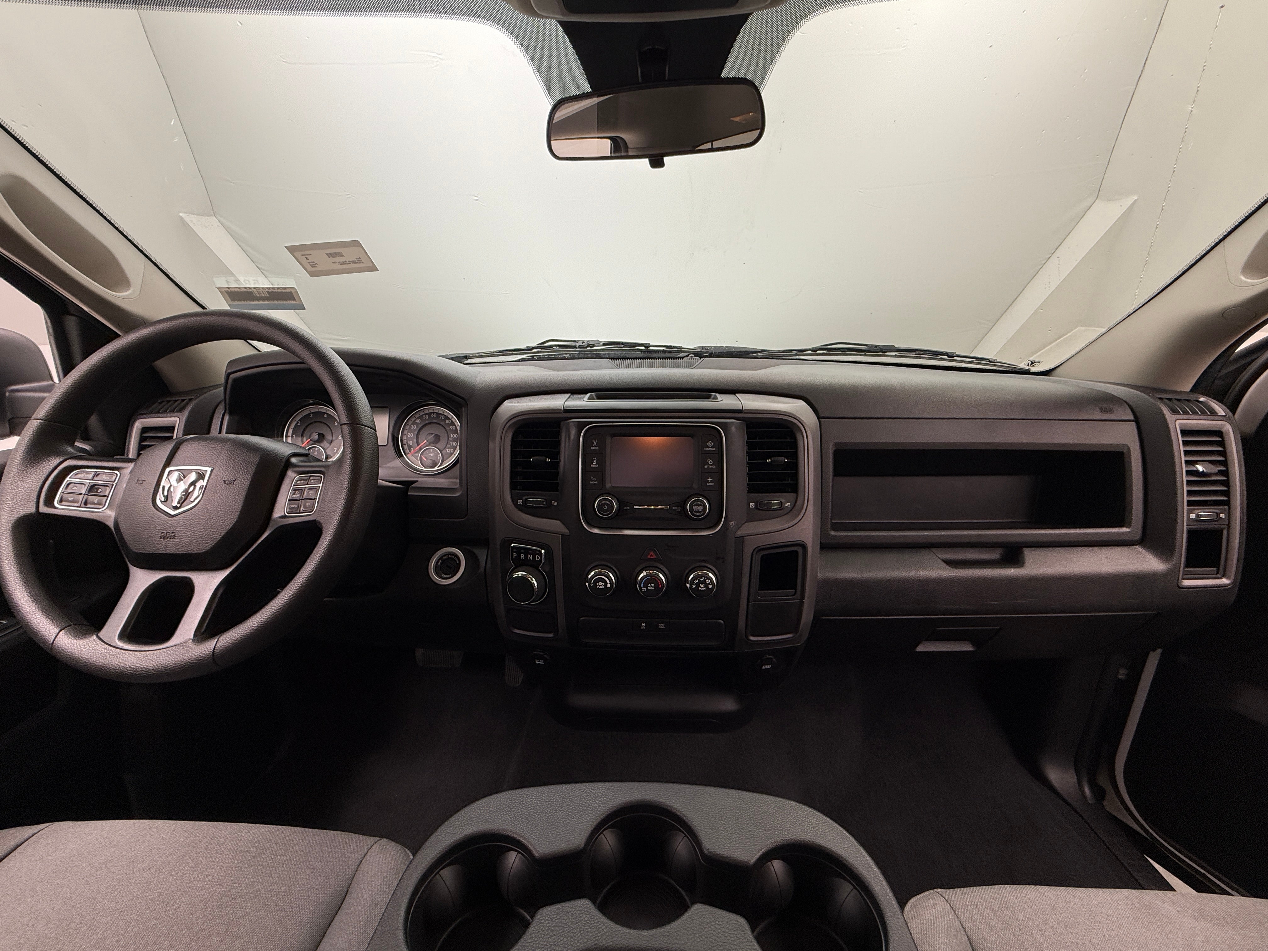2022 RAM 1500 Classic Tradesman 3