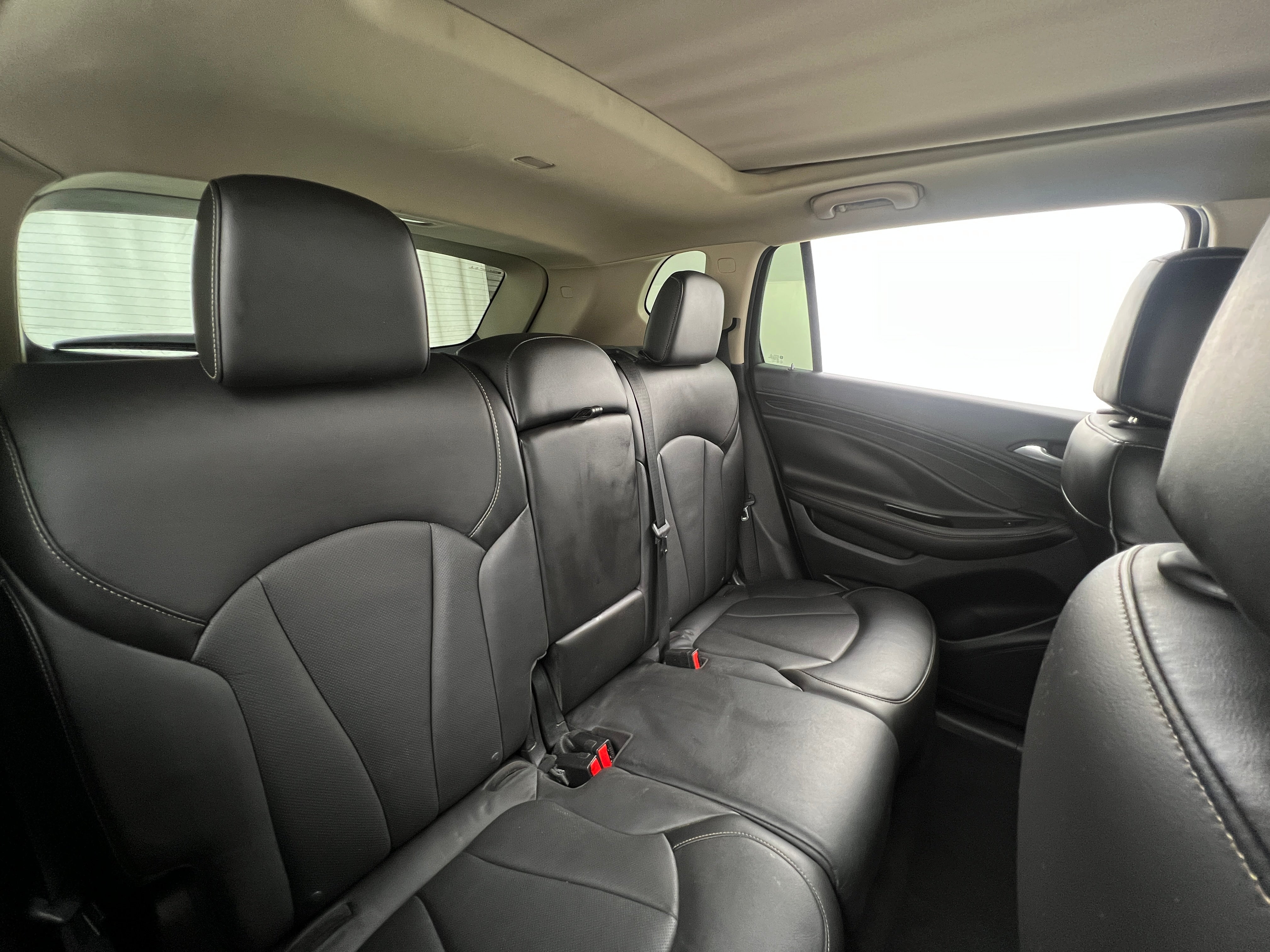 2017 Buick Envision Essence 5