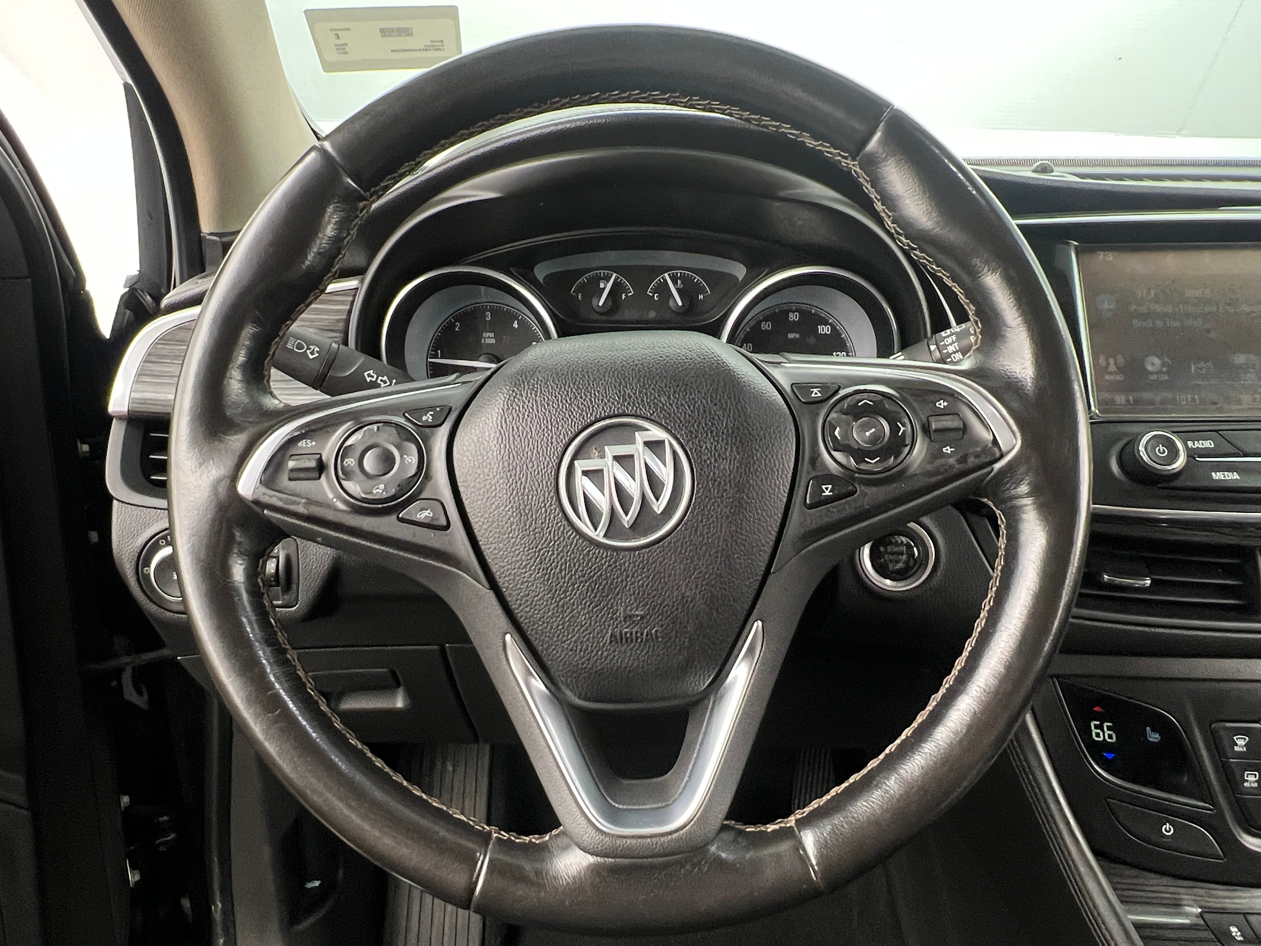 2017 Buick Envision Essence 4