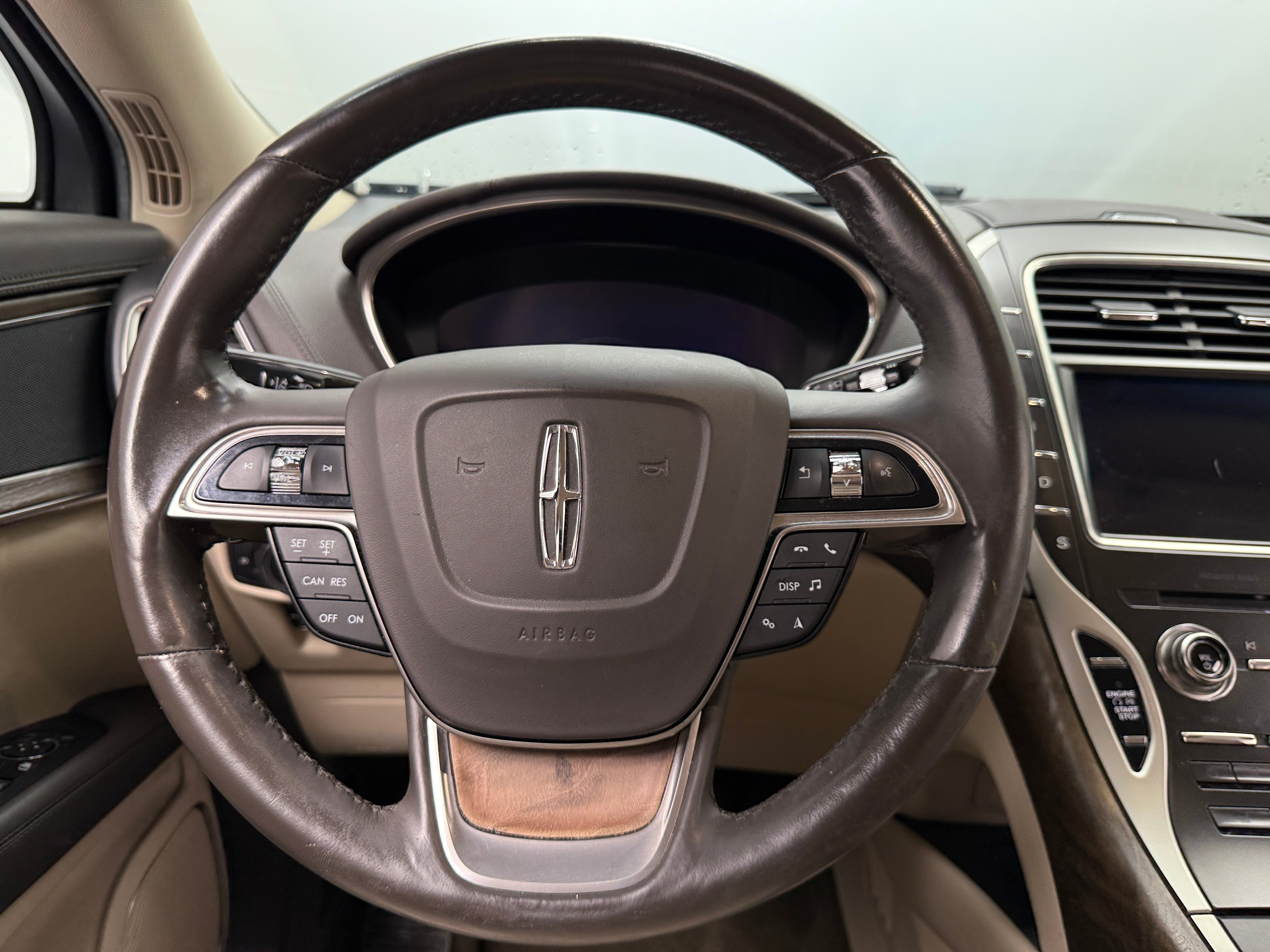 2019 Lincoln Nautilus Select 4
